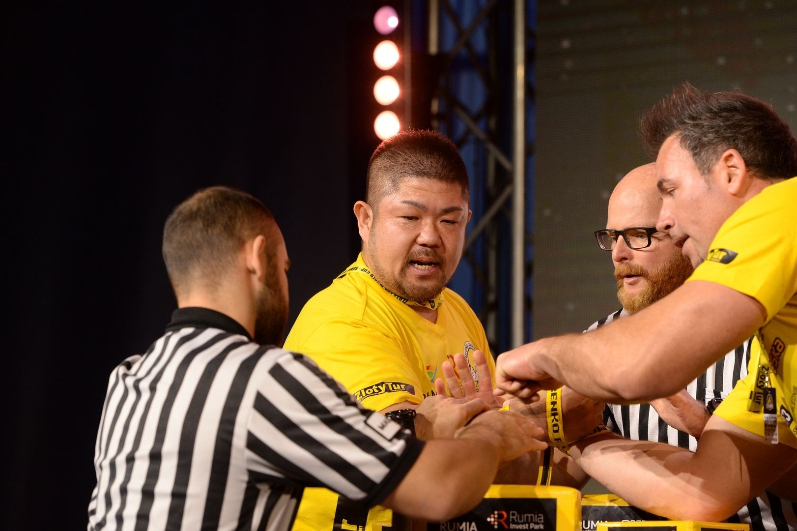 Zloty Tur 2017 Right Hand Eliminations