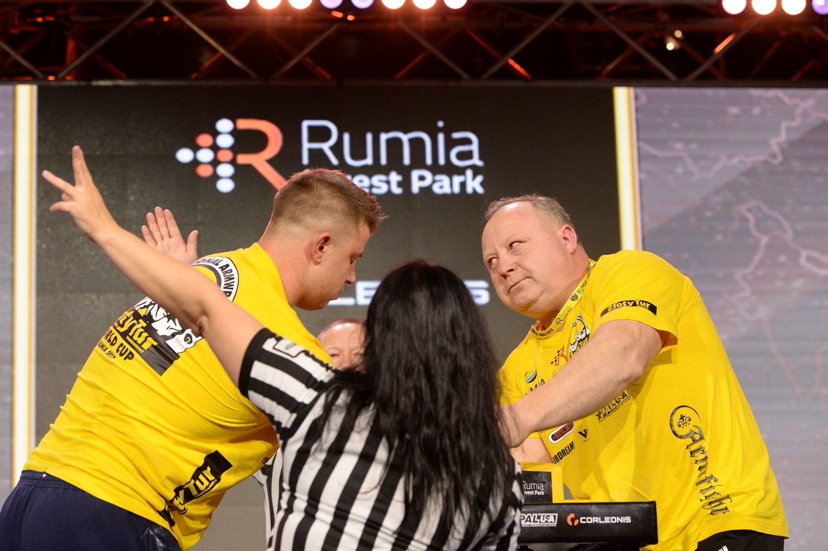 Zloty Tur 2017 Right Hand Eliminations