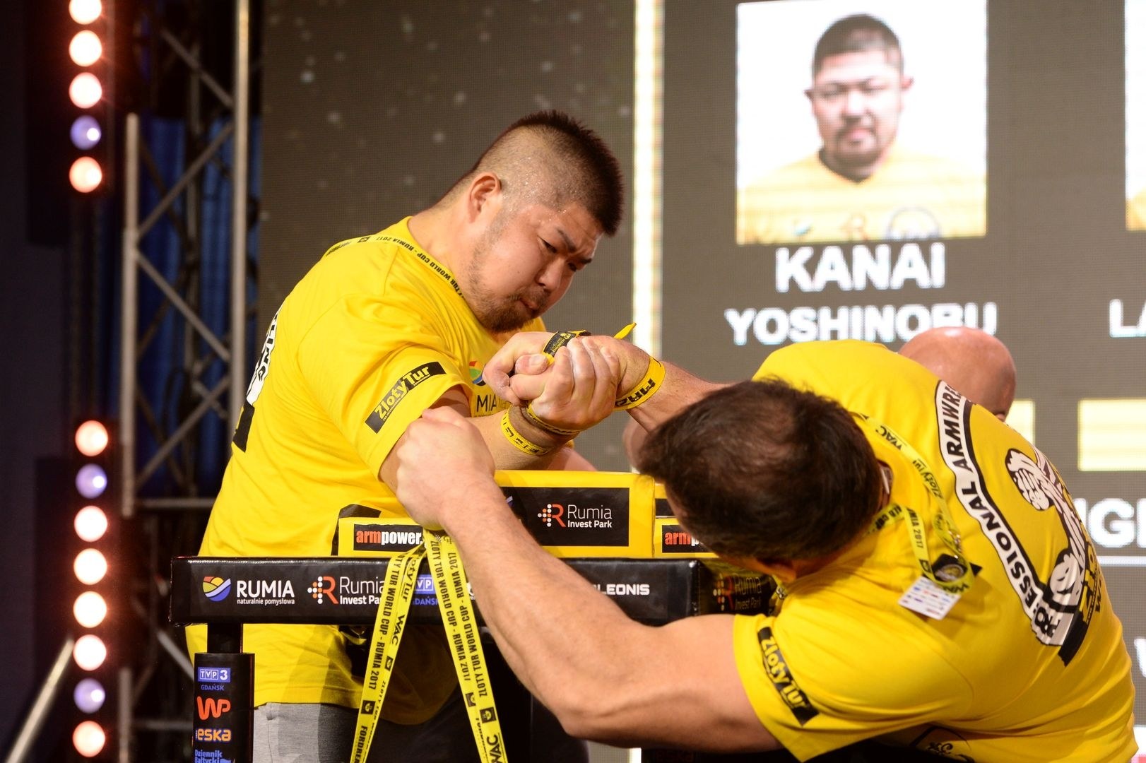 Zloty Tur 2017 Right Hand Eliminations