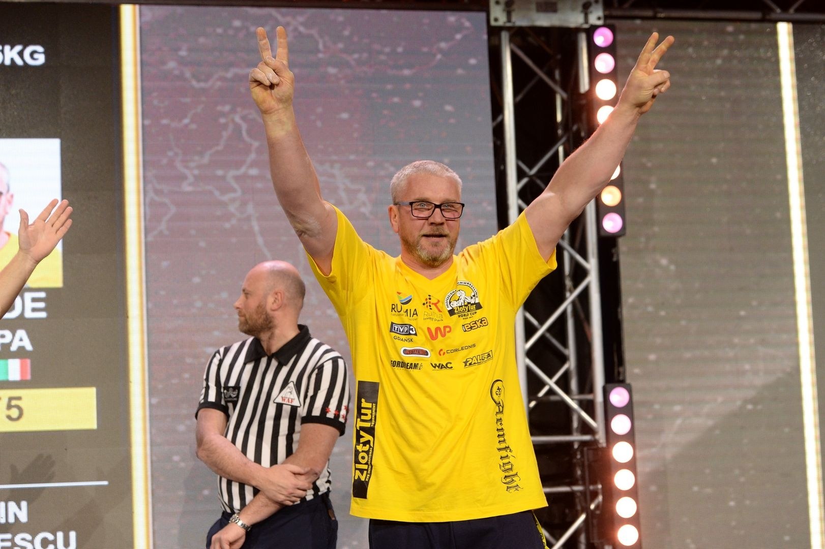 Zloty Tur 2017 Right Hand Eliminations