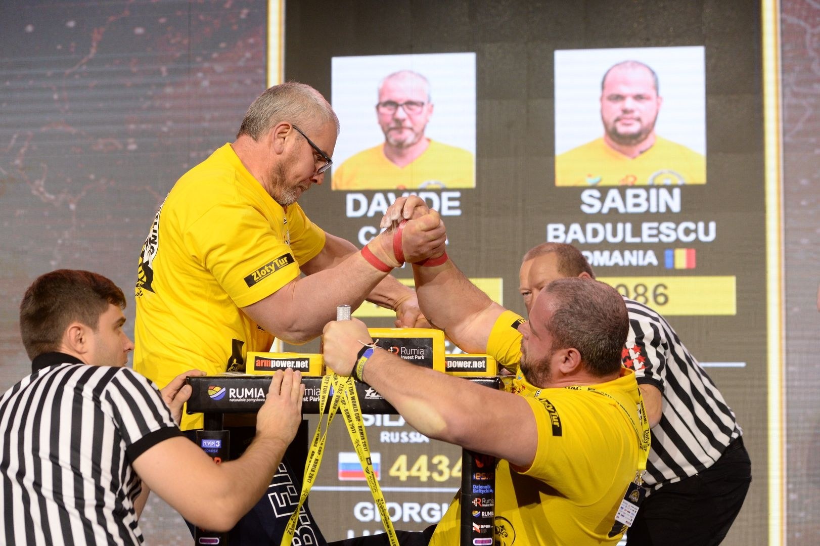 Zloty Tur 2017 Right Hand Eliminations