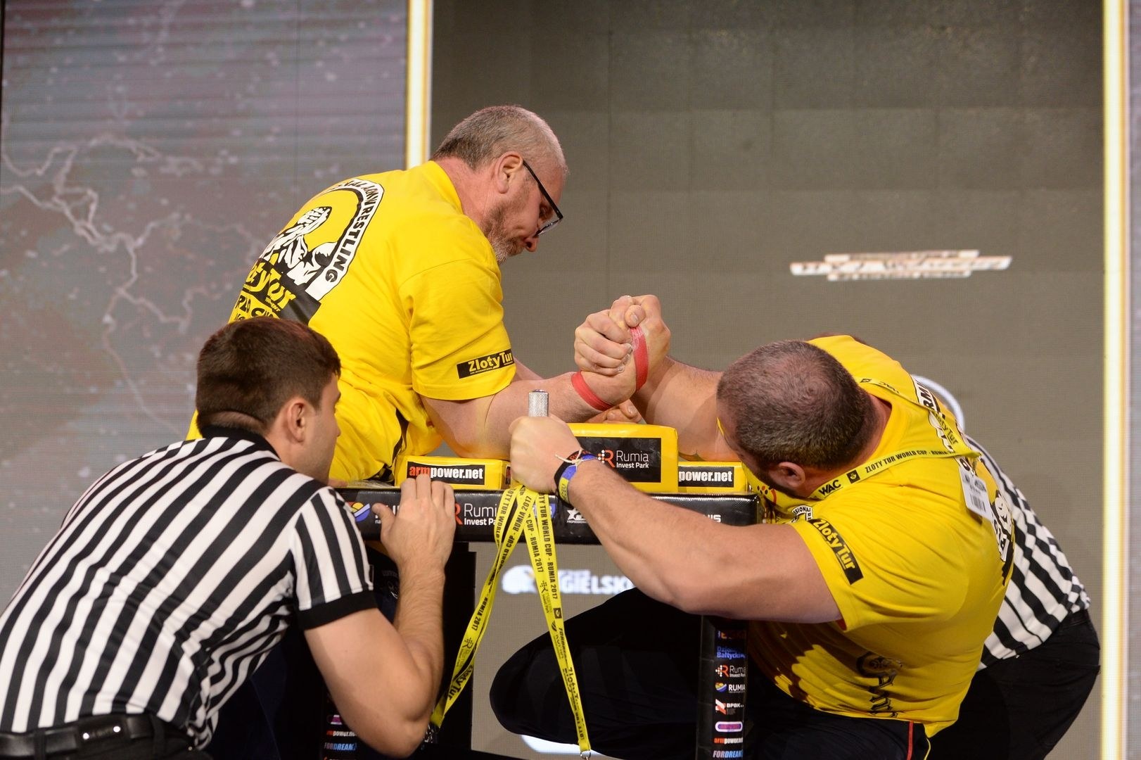 Zloty Tur 2017 Right Hand Eliminations