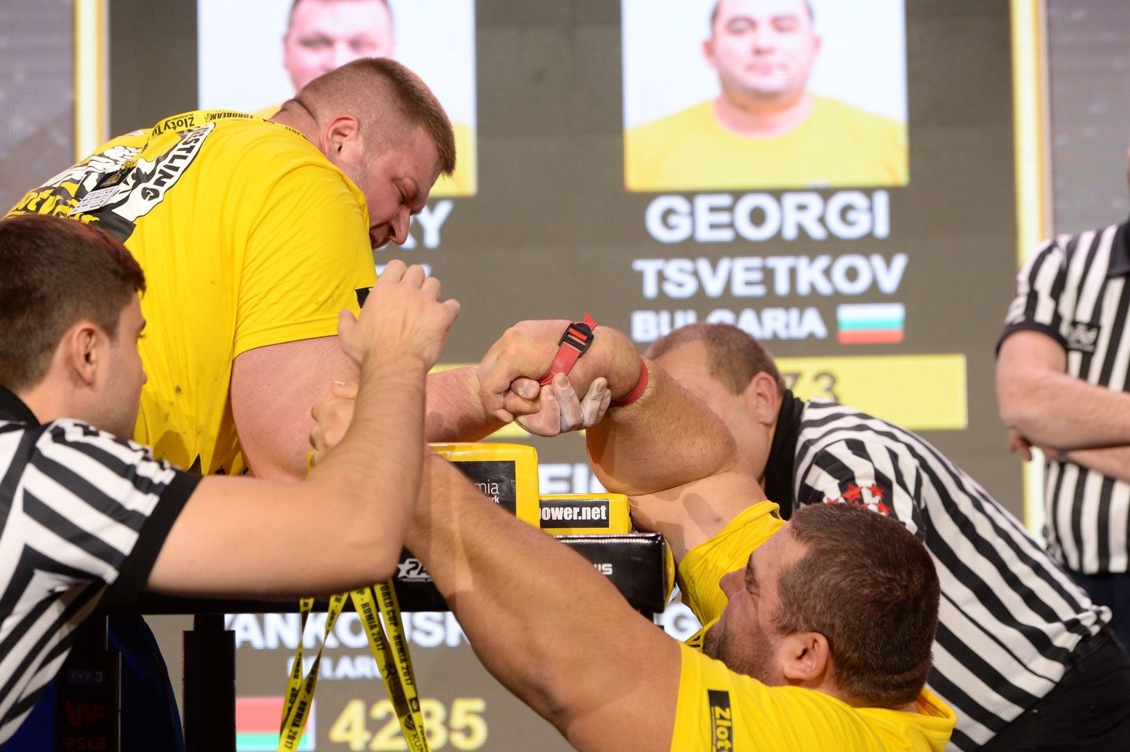 Zloty Tur 2017 Right Hand Eliminations