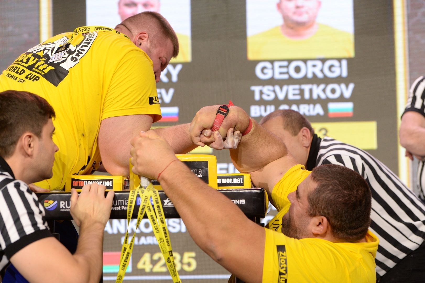 Zloty Tur 2017 Right Hand Eliminations