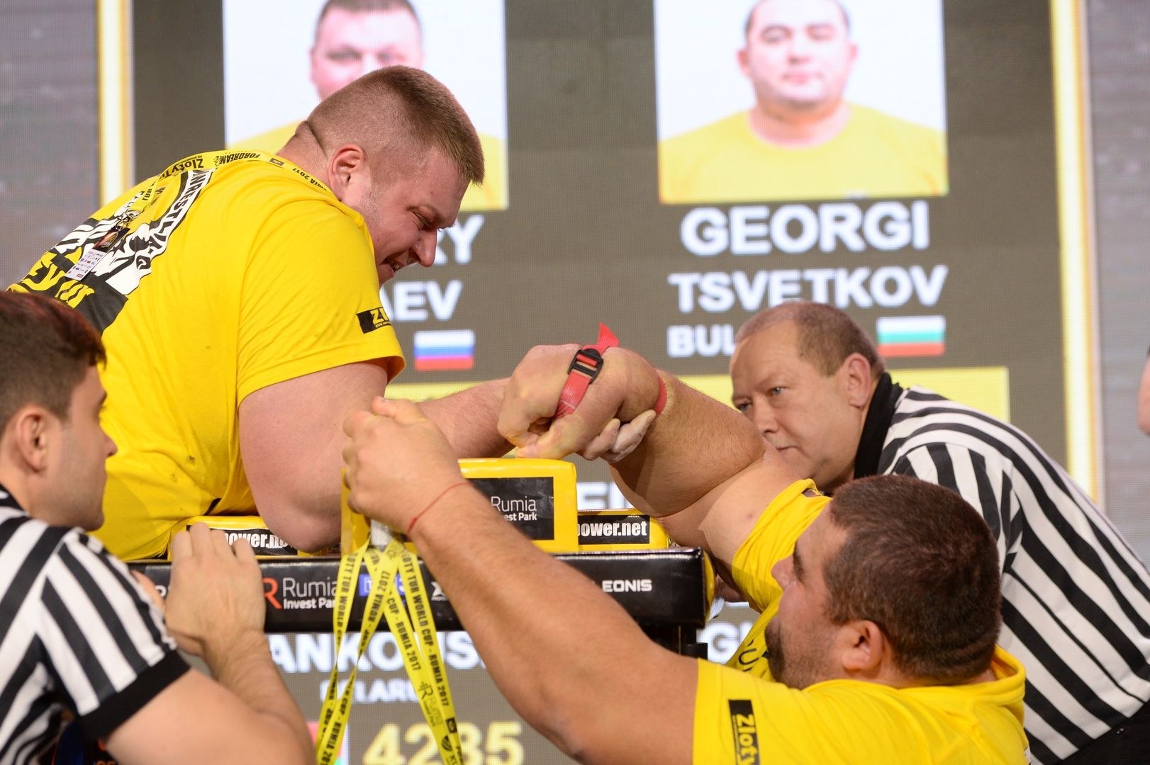 Zloty Tur 2017 Right Hand Eliminations