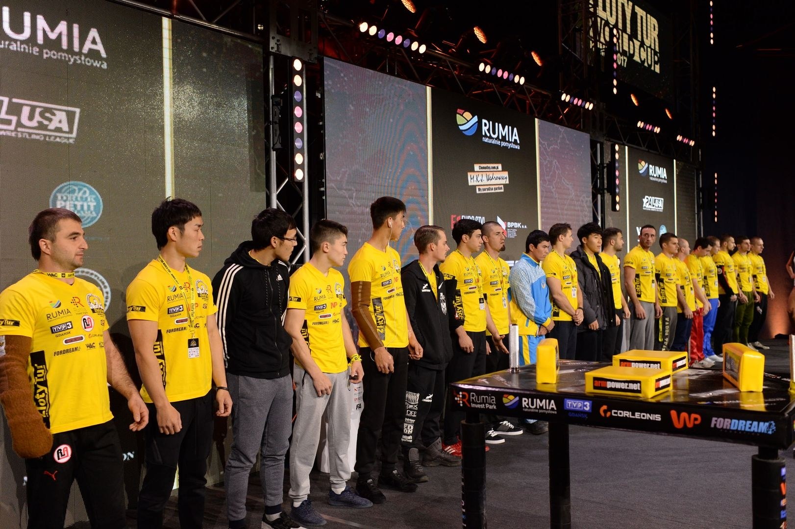 Zloty Tur 2017 Right Hand Eliminations