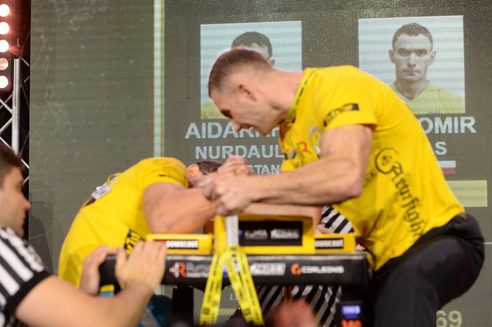 Zloty Tur 2017 Right Hand Eliminations