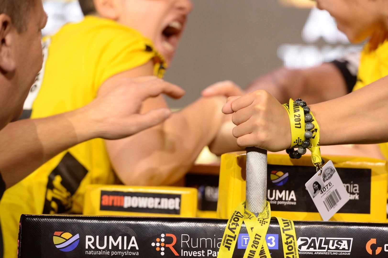 Zloty Tur 2017 Right Hand Eliminations