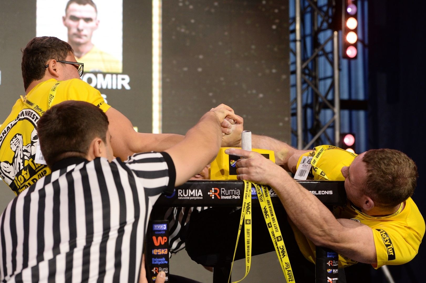 Zloty Tur 2017 Right Hand Eliminations