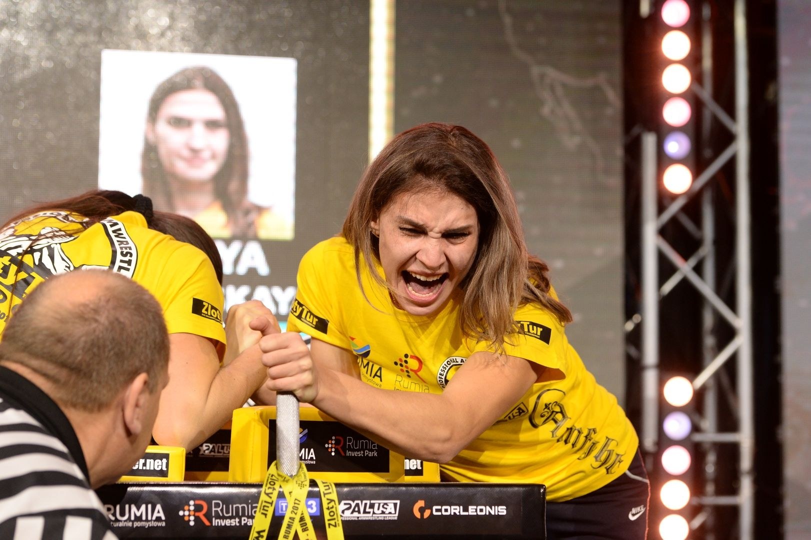 Zloty Tur 2017 Right Hand Eliminations