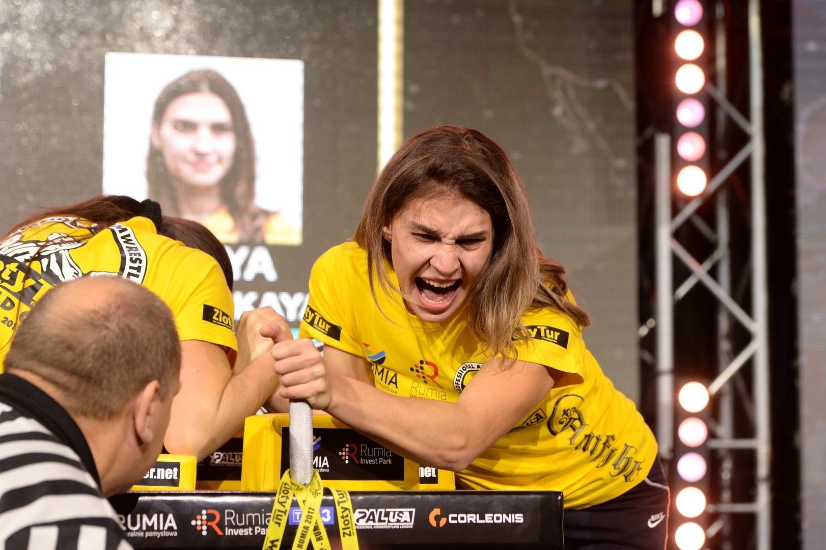 Zloty Tur 2017 Right Hand Eliminations