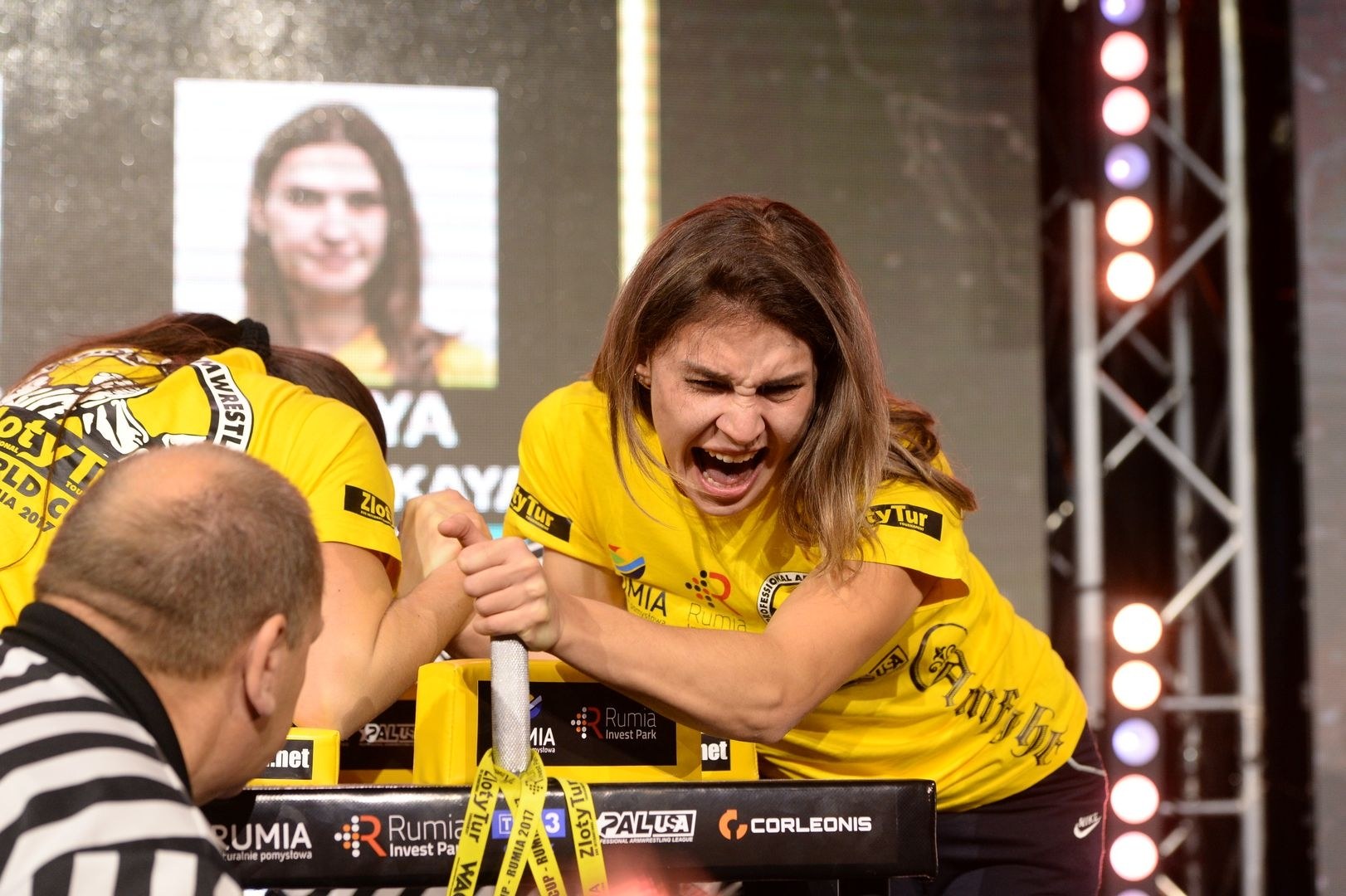 Zloty Tur 2017 Right Hand Eliminations