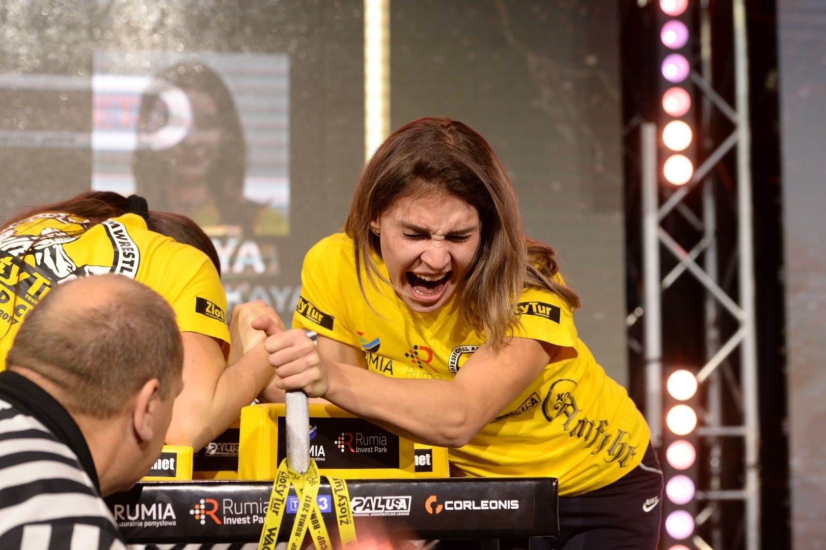 Zloty Tur 2017 Right Hand Eliminations