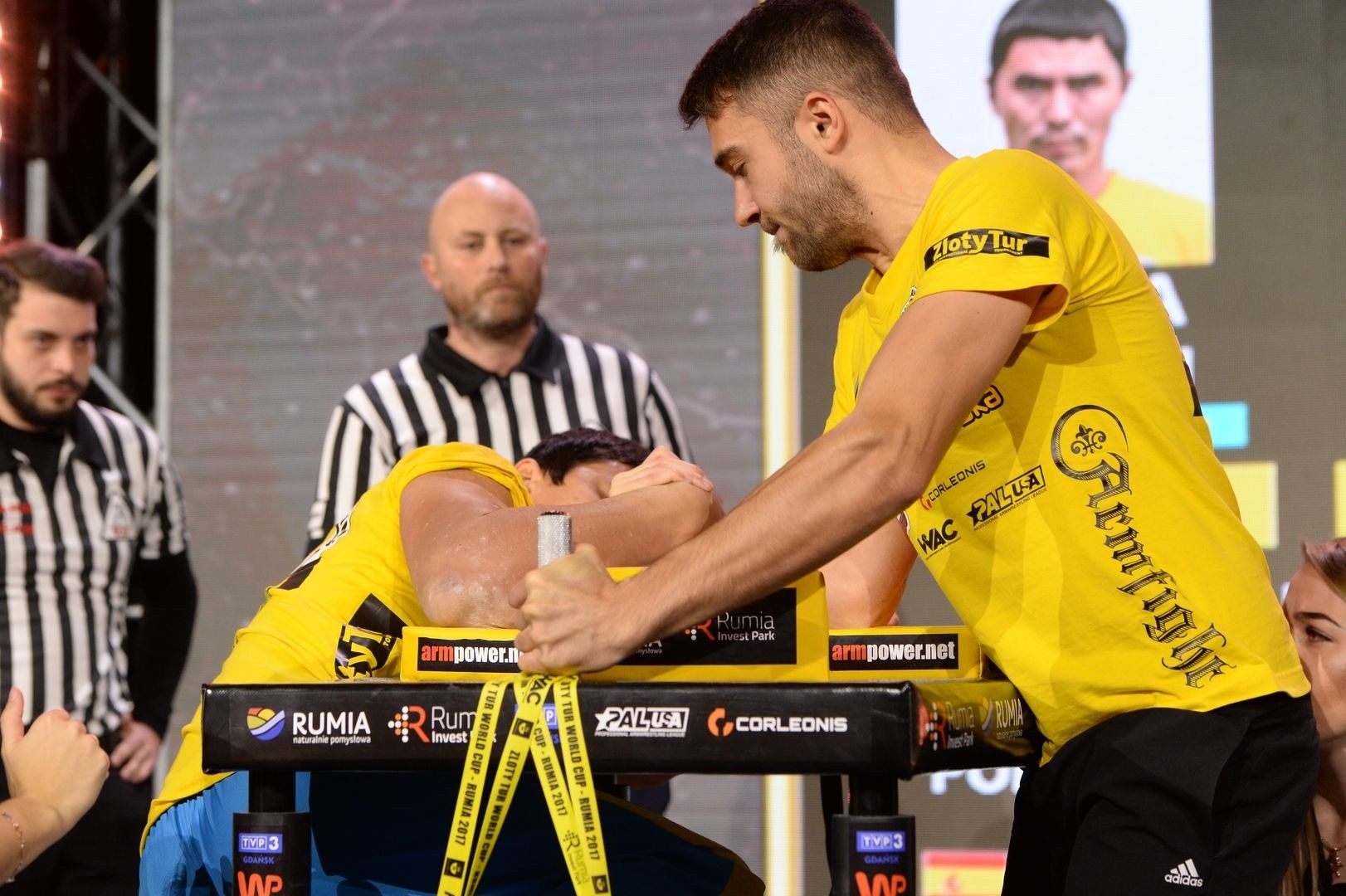 Zloty Tur 2017 Right Hand Eliminations