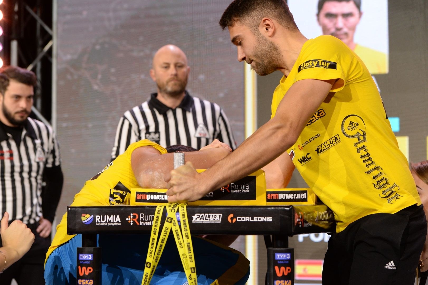 Zloty Tur 2017 Right Hand Eliminations