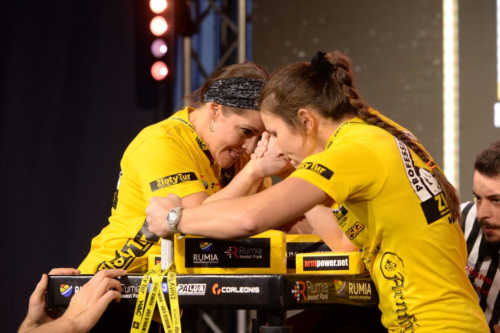 Zloty Tur 2017 Right Hand Eliminations