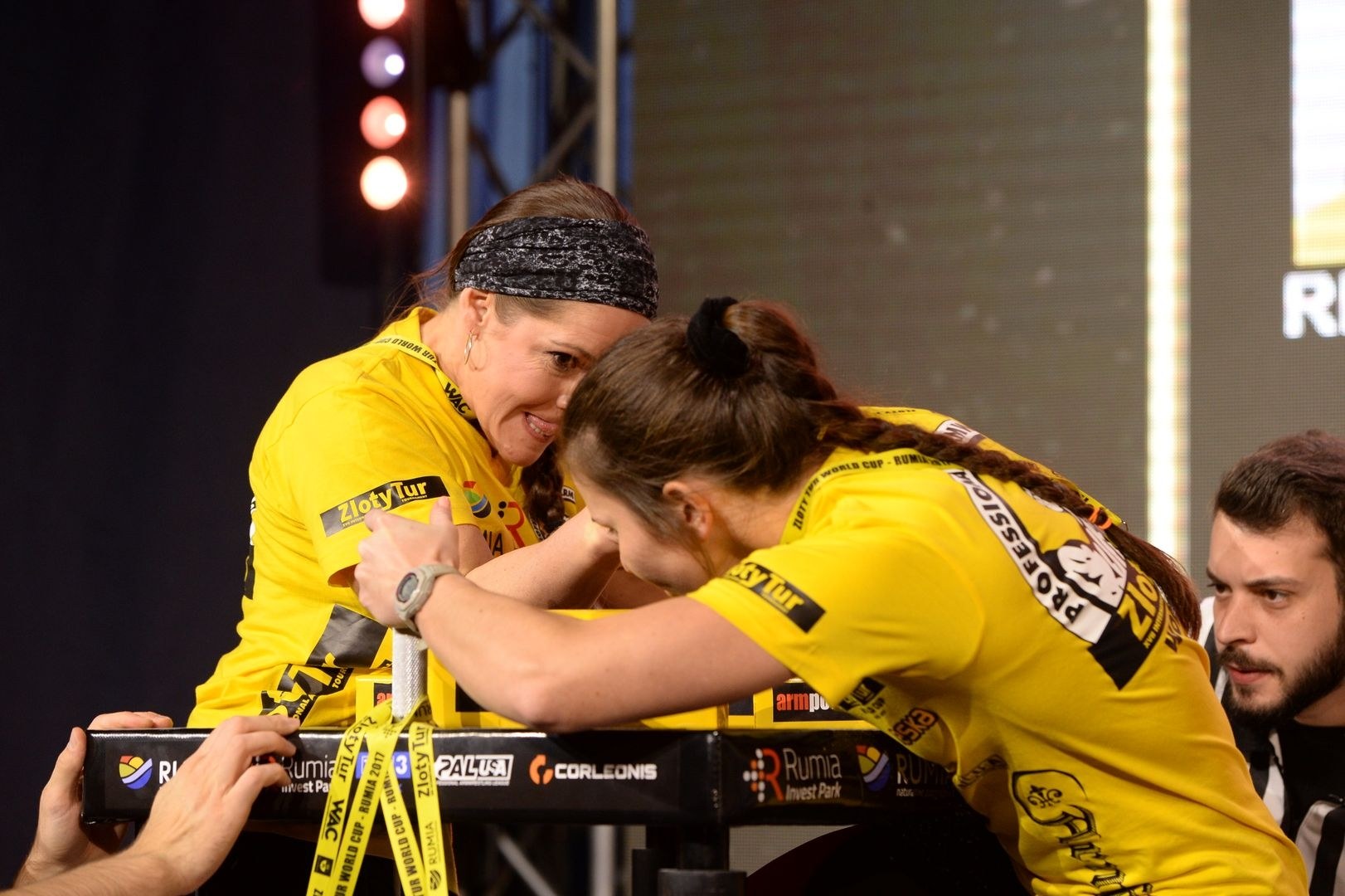 Zloty Tur 2017 Right Hand Eliminations