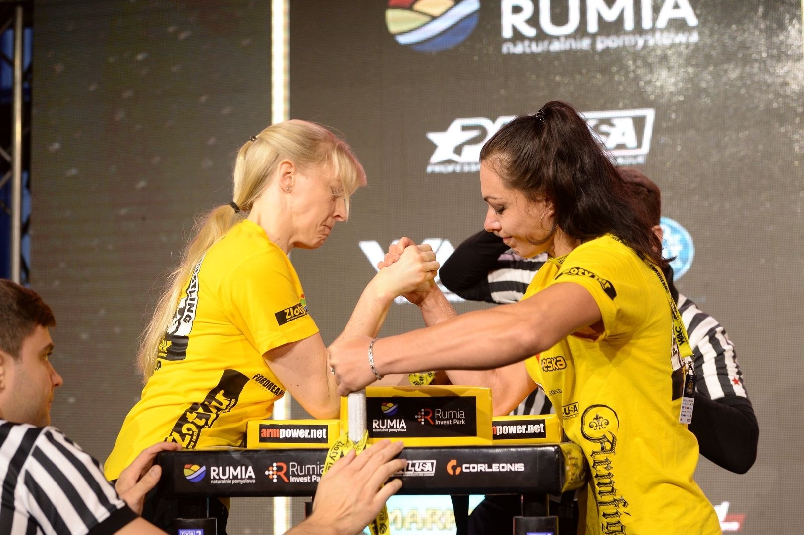 Zloty Tur 2017 Right Hand Eliminations