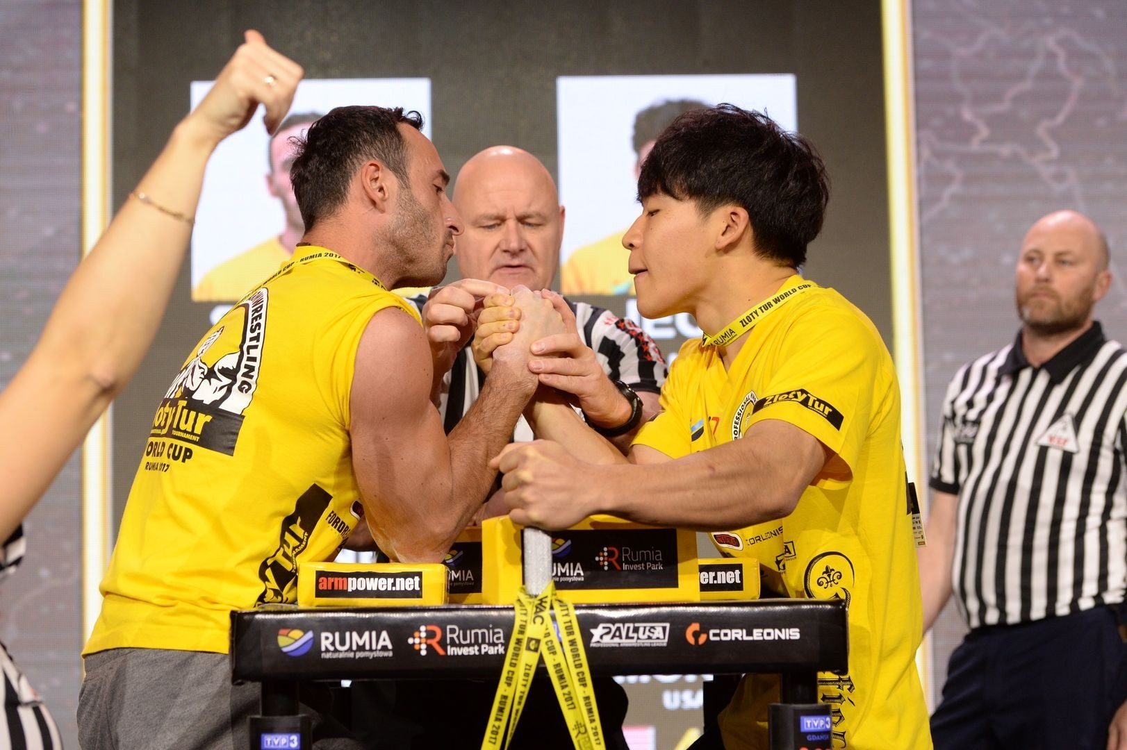 Zloty Tur 2017 Right Hand Eliminations