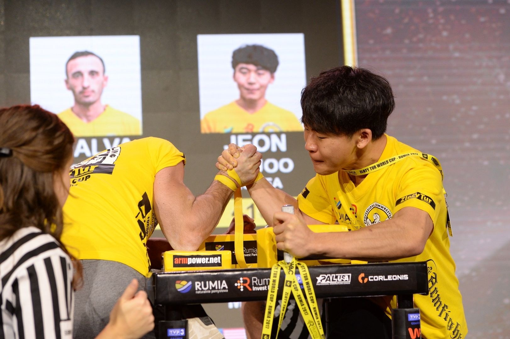 Zloty Tur 2017 Right Hand Eliminations