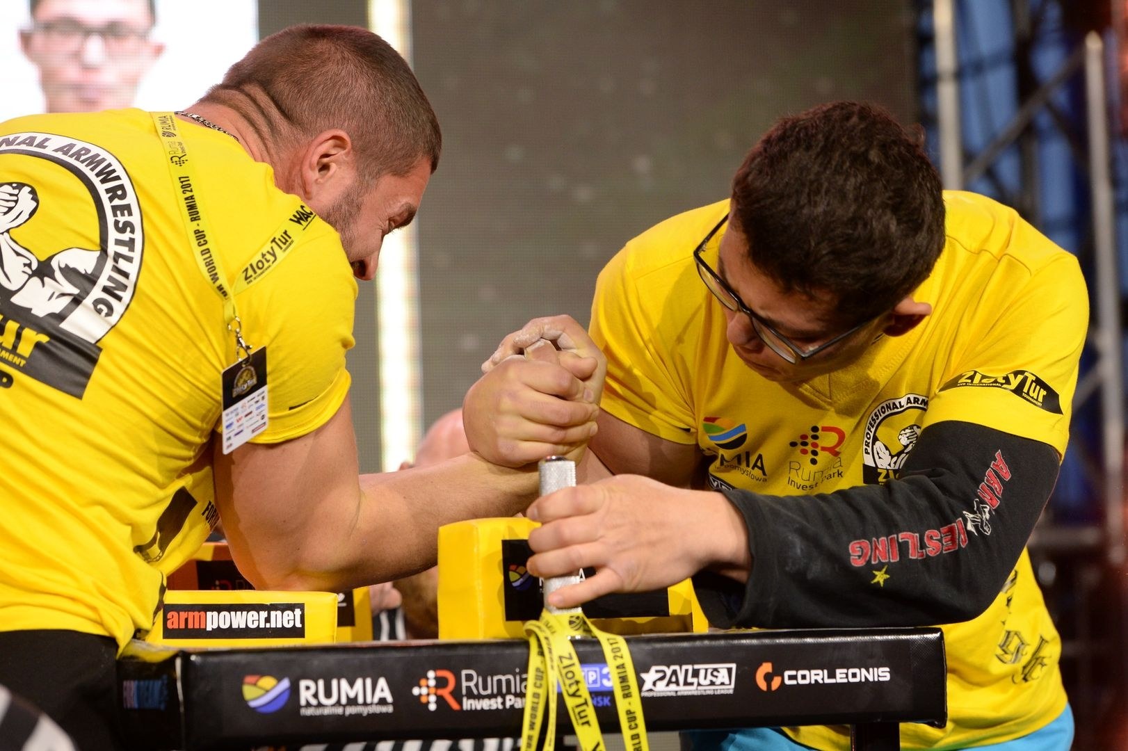 Zloty Tur 2017 Right Hand Eliminations