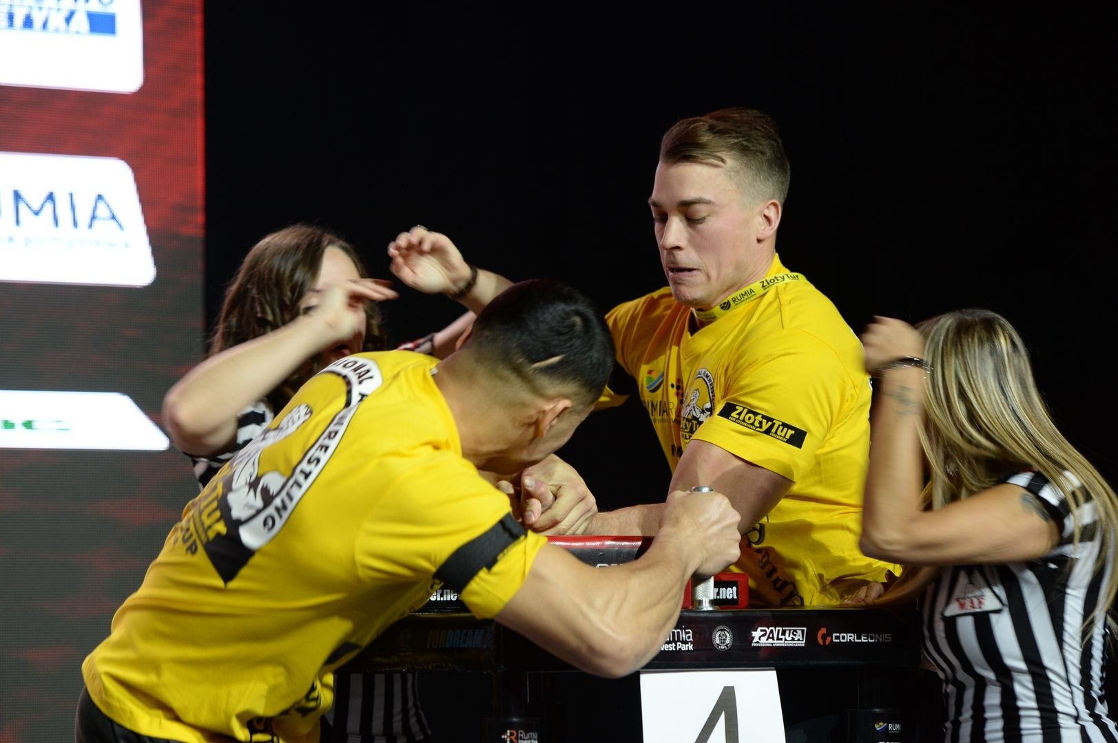 Zloty Tur 2018 Eliminations Left Hand