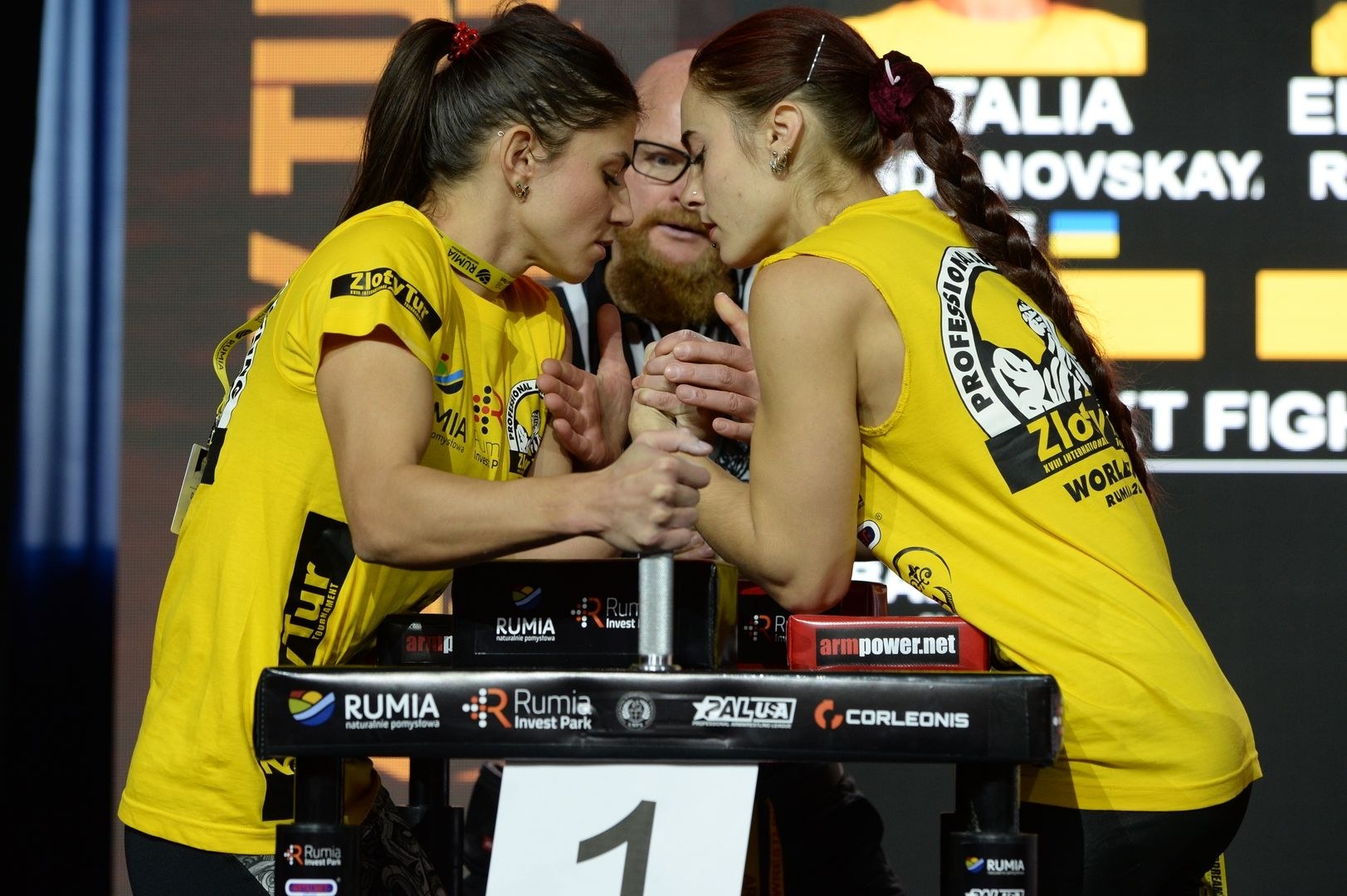 Zloty Tur 2018 Eliminations Left Hand