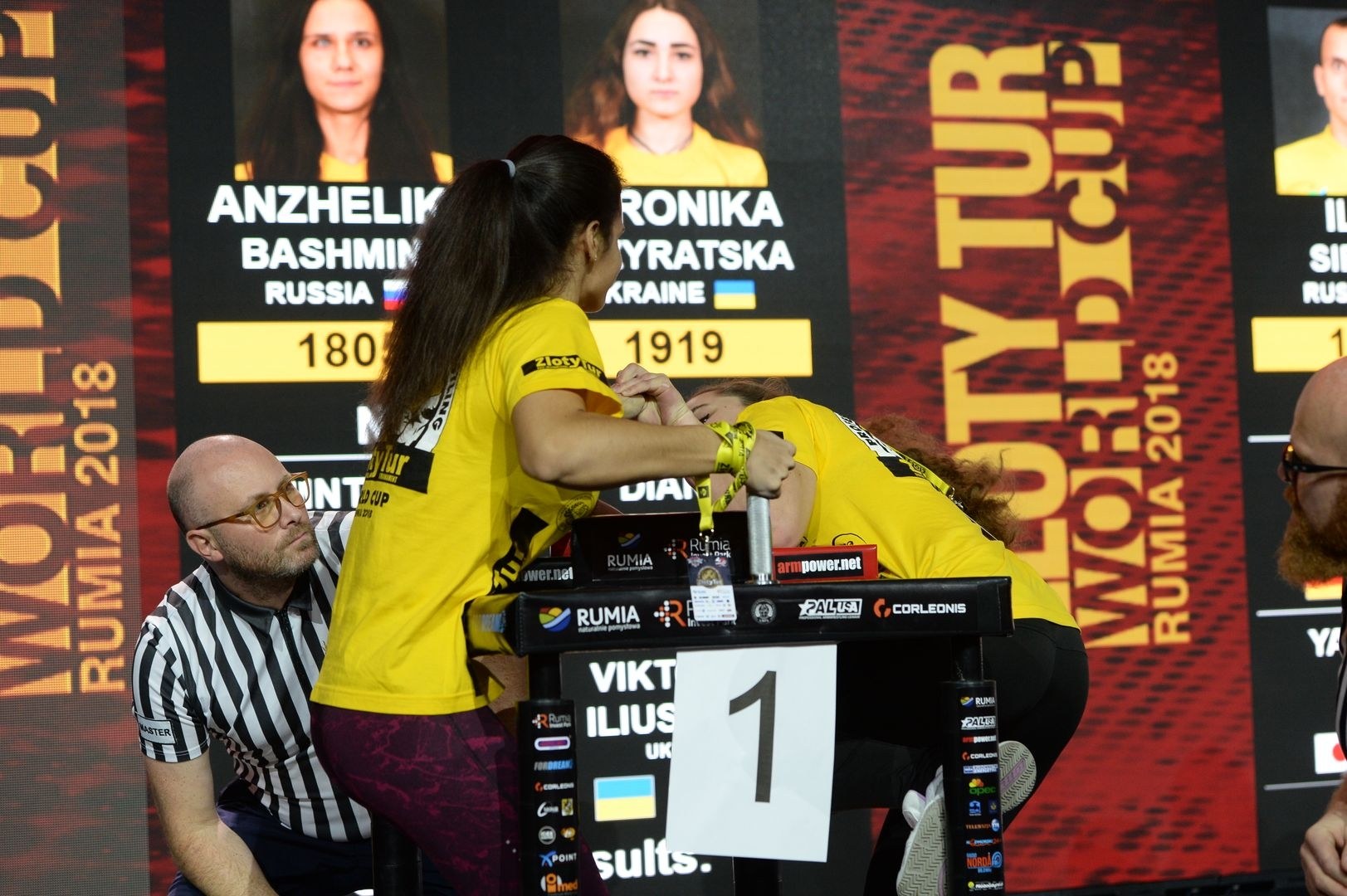 Zloty Tur 2018 Eliminations Left Hand