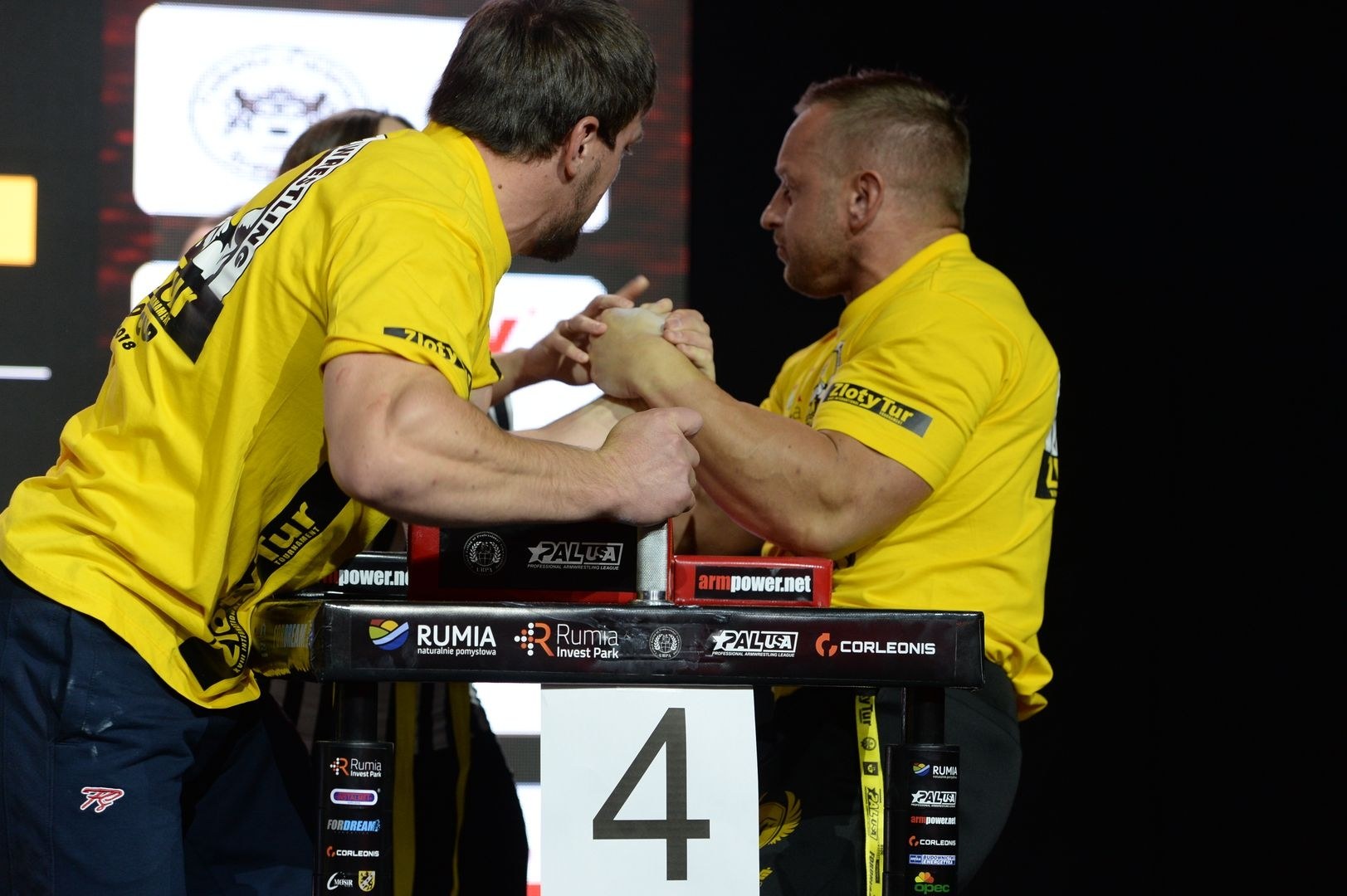 Zloty Tur 2018 Eliminations Left Hand