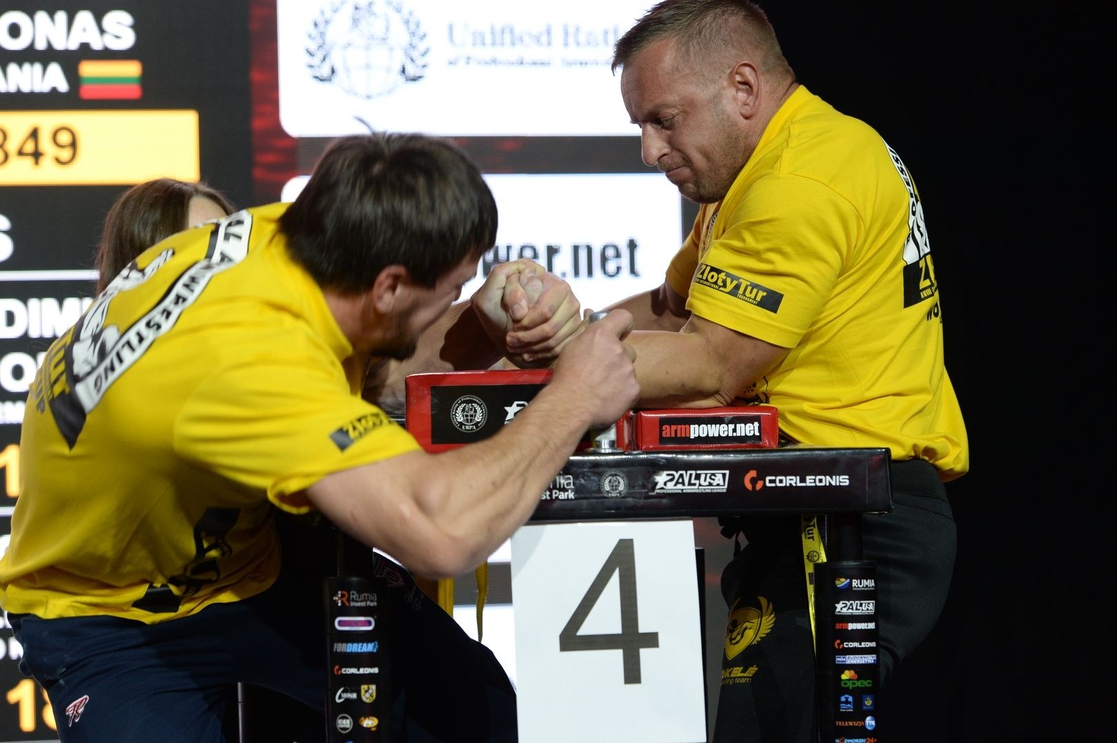 Zloty Tur 2018 Eliminations Left Hand