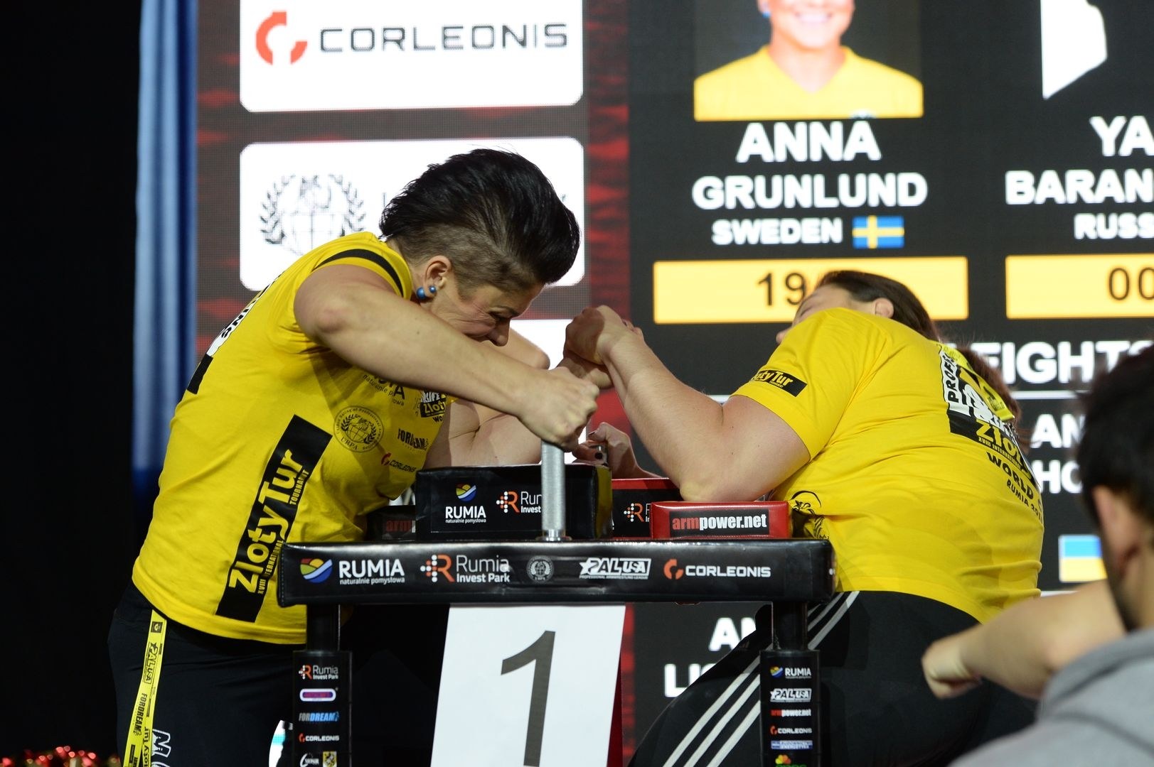 Zloty Tur 2018 Eliminations Left Hand