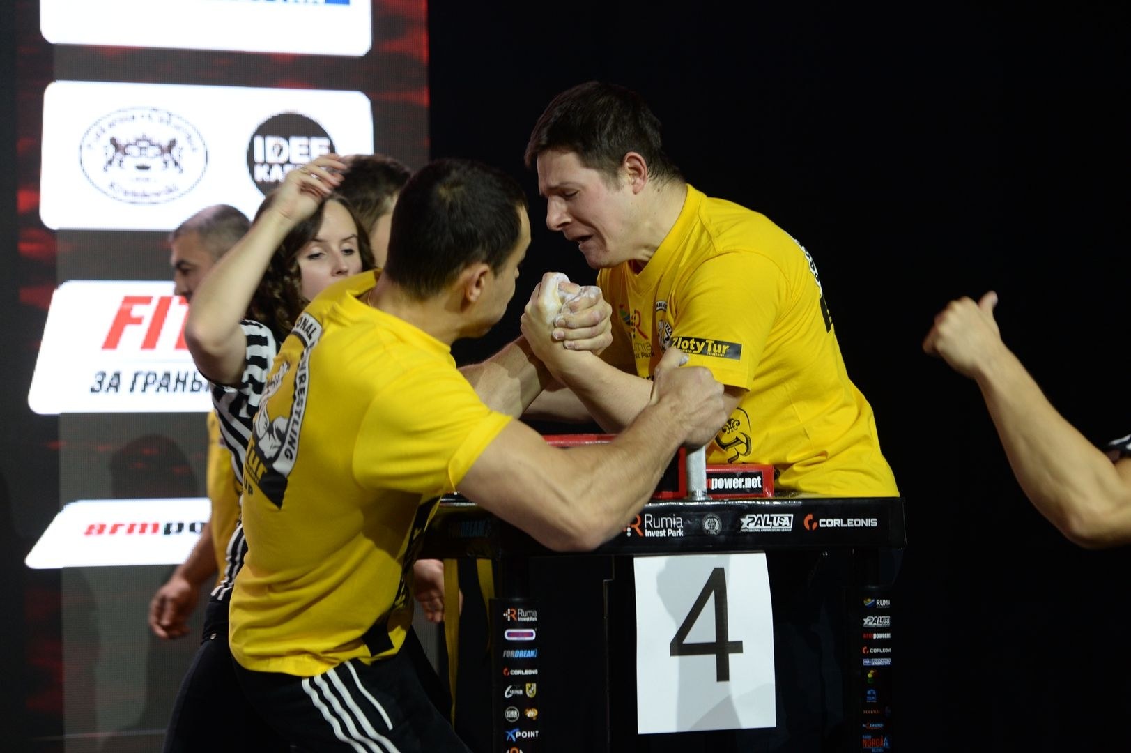 Zloty Tur 2018 Eliminations Left Hand