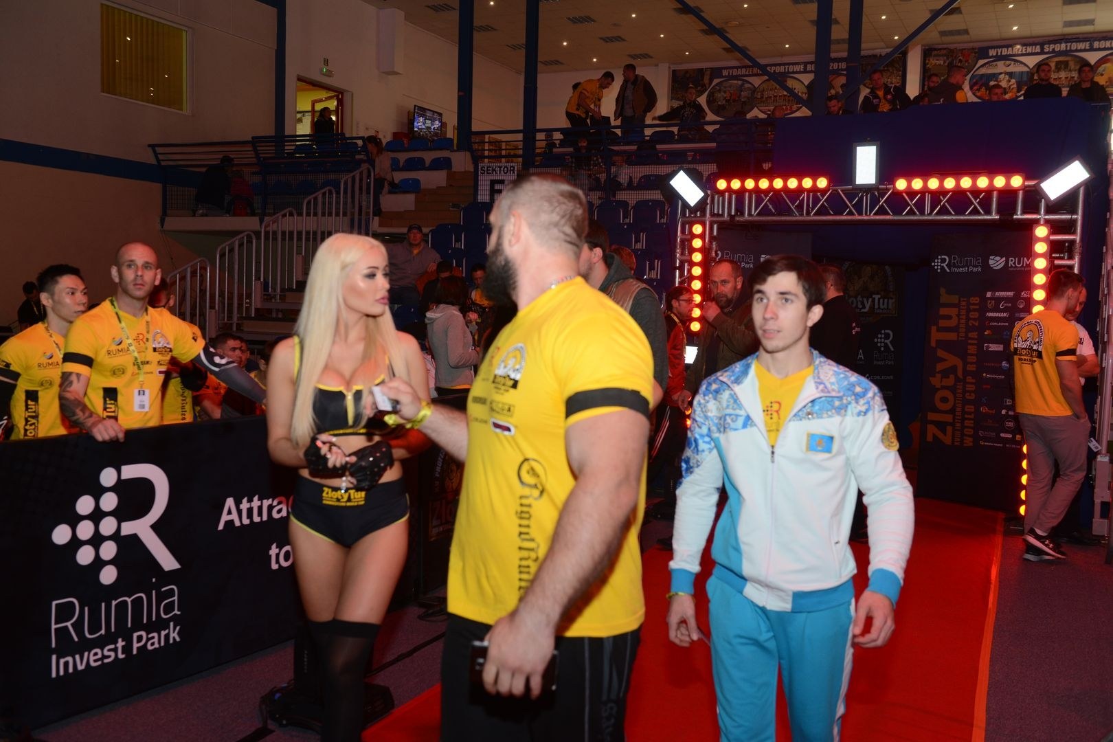 Zloty Tur 2018 Eliminations Left Hand