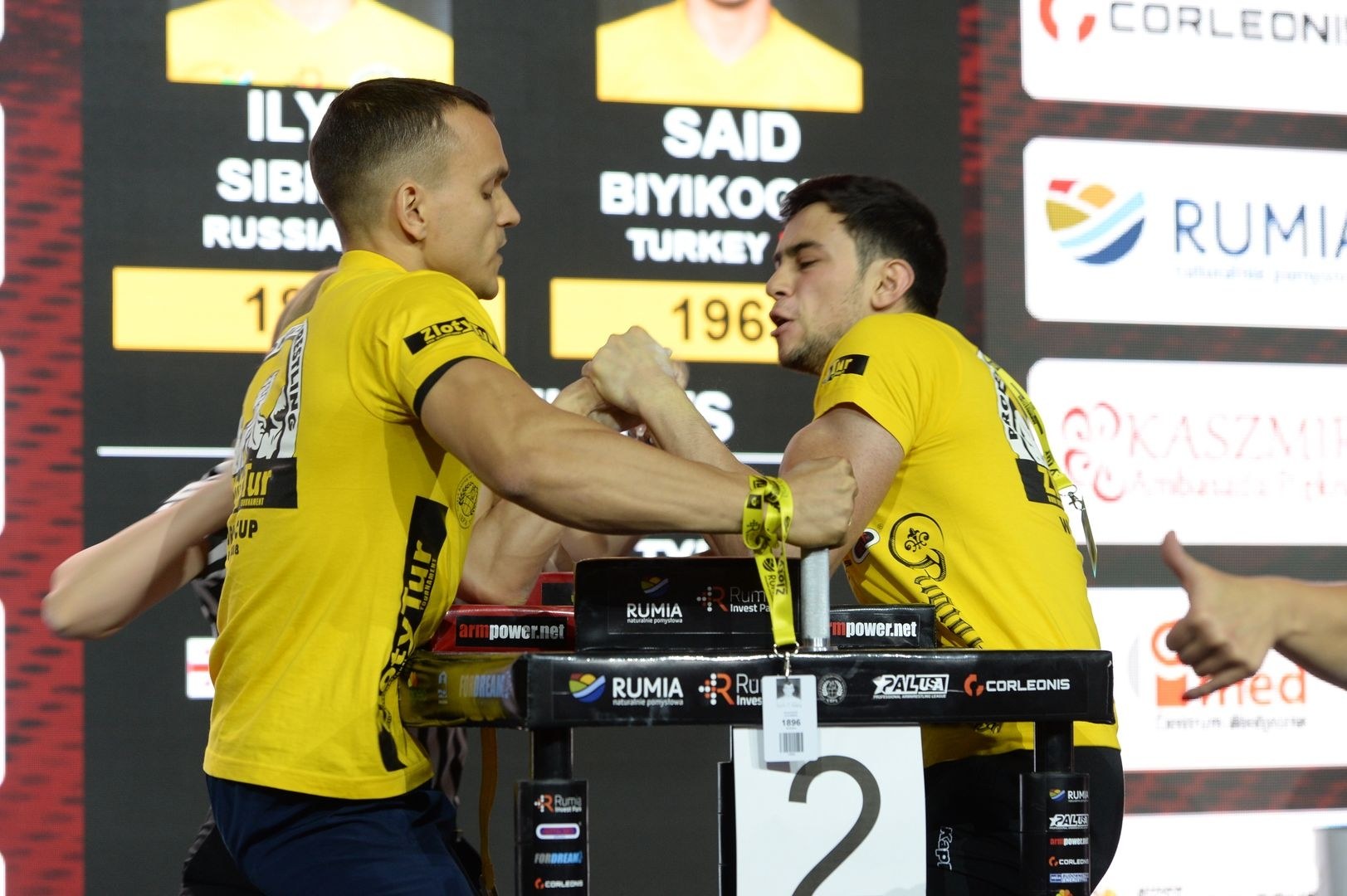 Zloty Tur 2018 Eliminations Left Hand