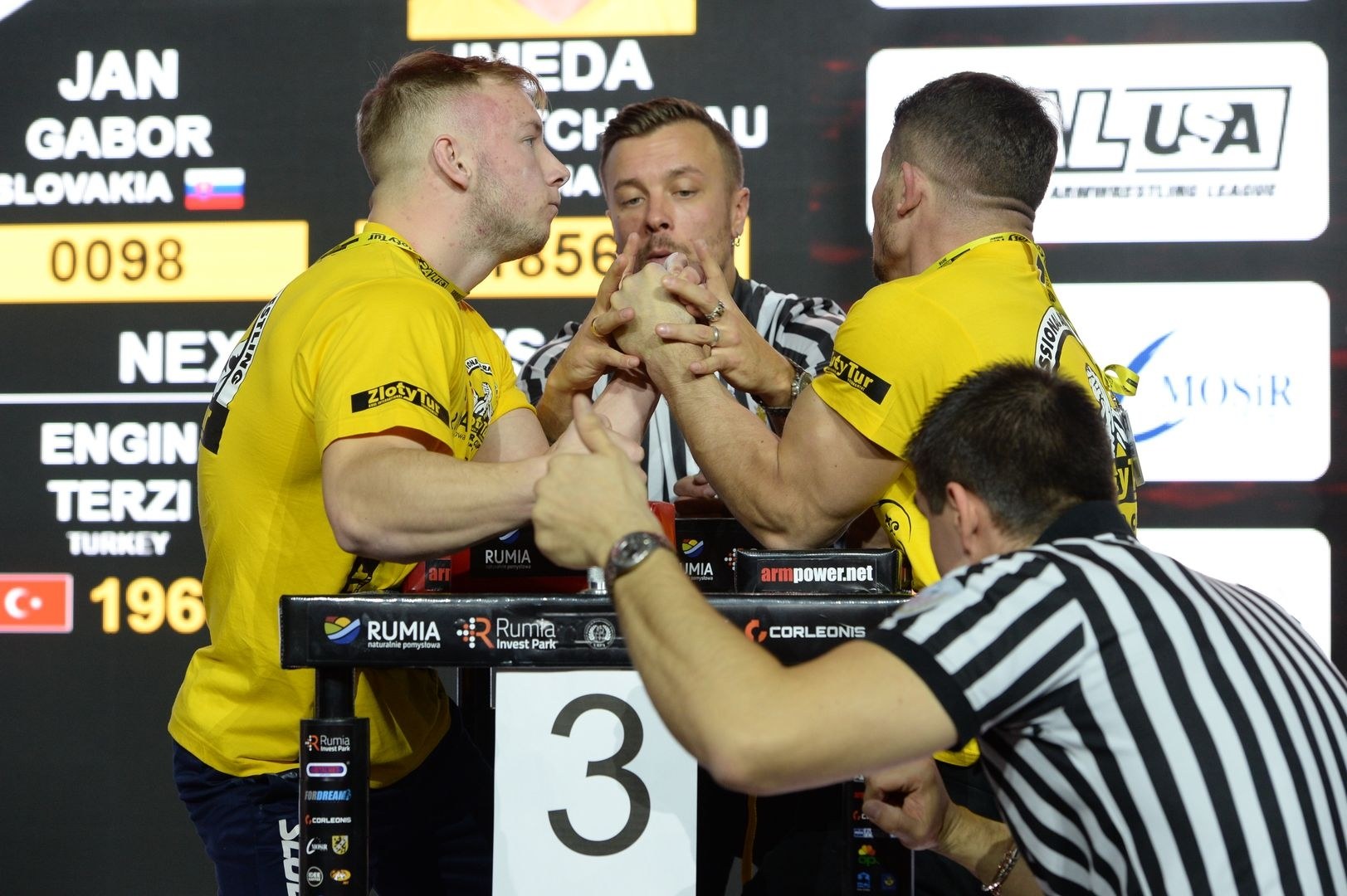 Zloty Tur 2018 Eliminations Left Hand