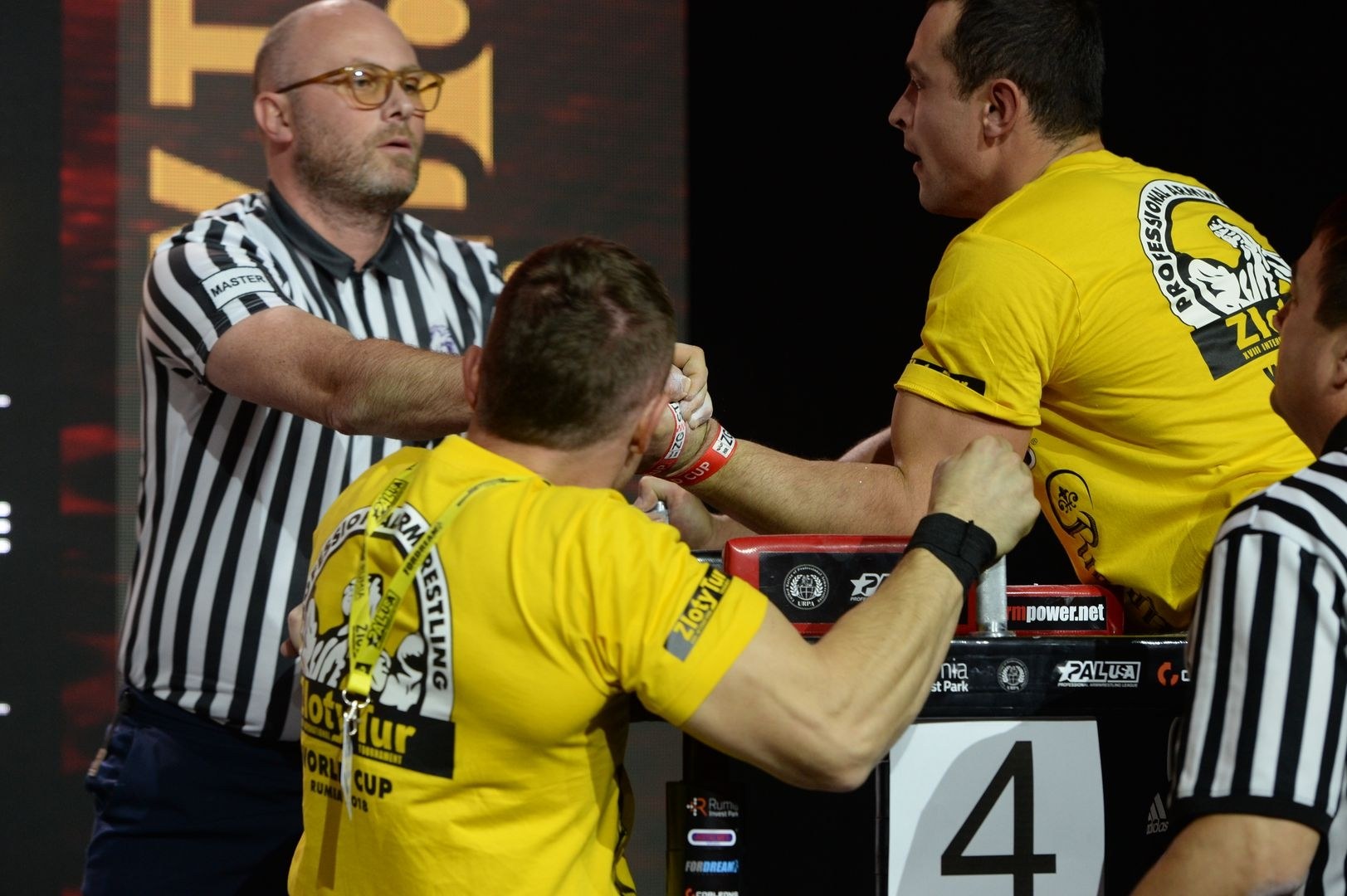 Zloty Tur 2018 Eliminations Left Hand