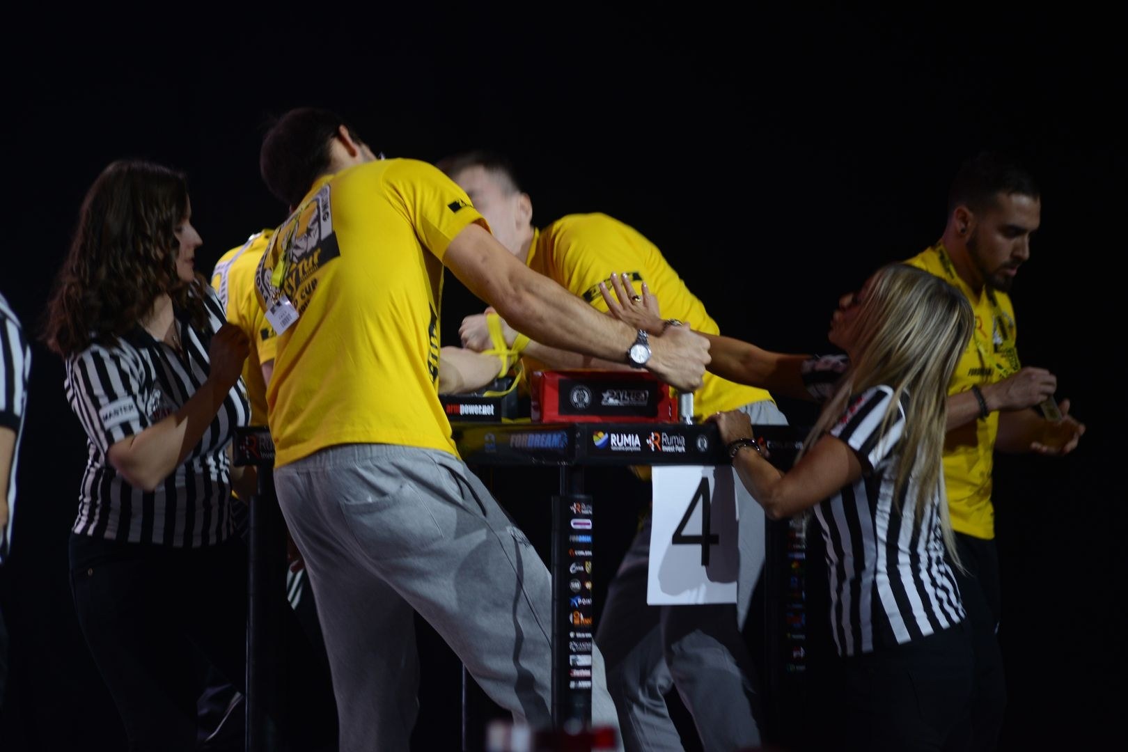 Zloty Tur 2018 Eliminations Left Hand