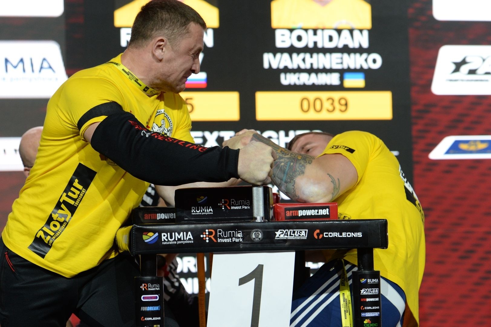 Zloty Tur 2018 Eliminations Left Hand