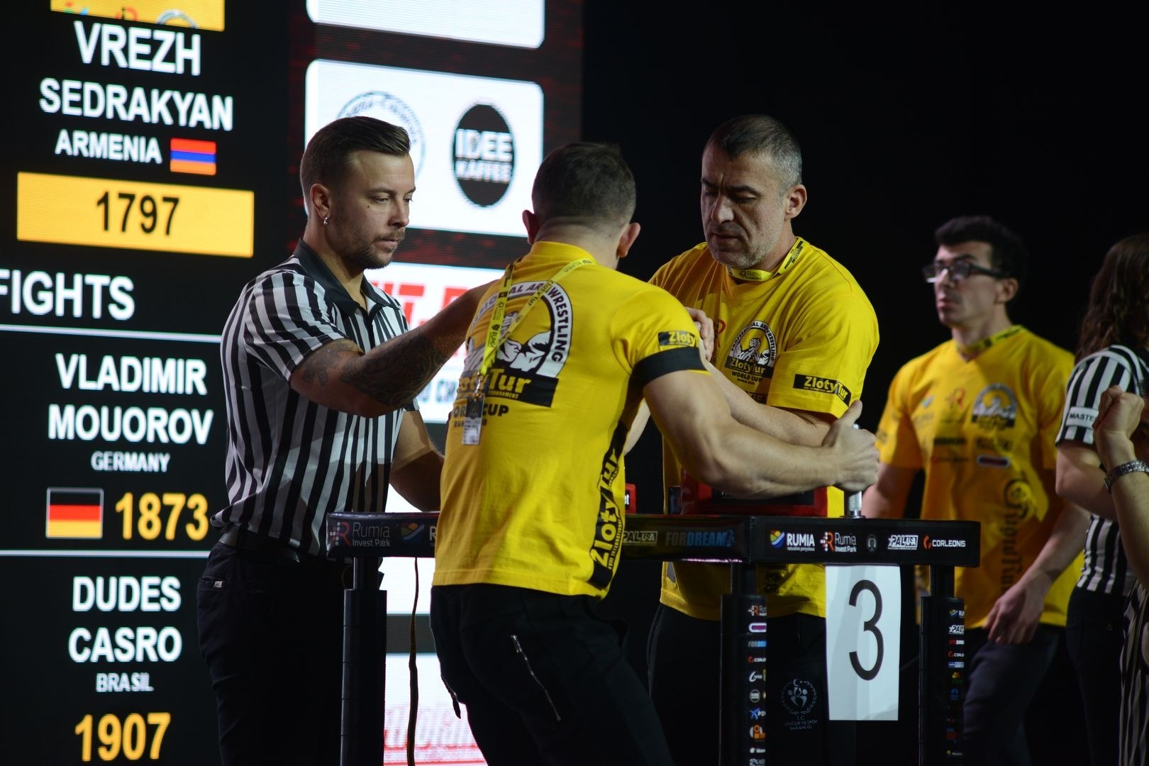 Zloty Tur 2018 Eliminations Left Hand