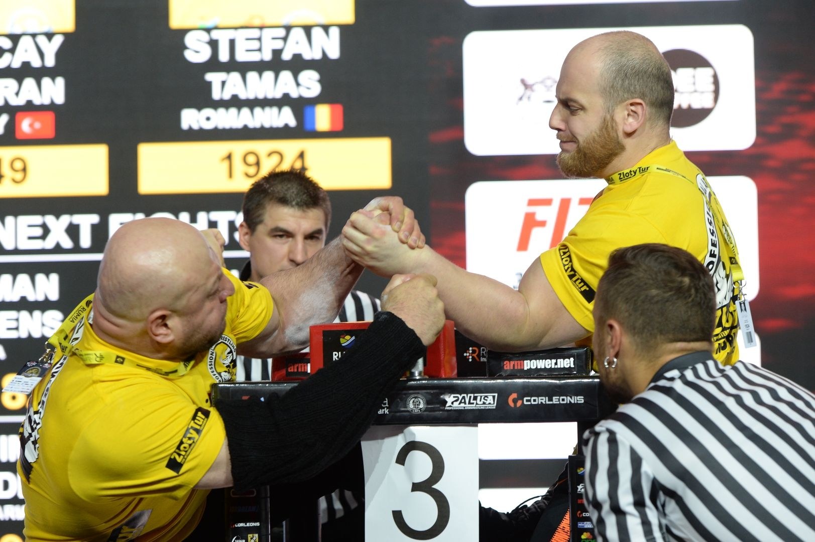 Zloty Tur 2018 Eliminations Left Hand