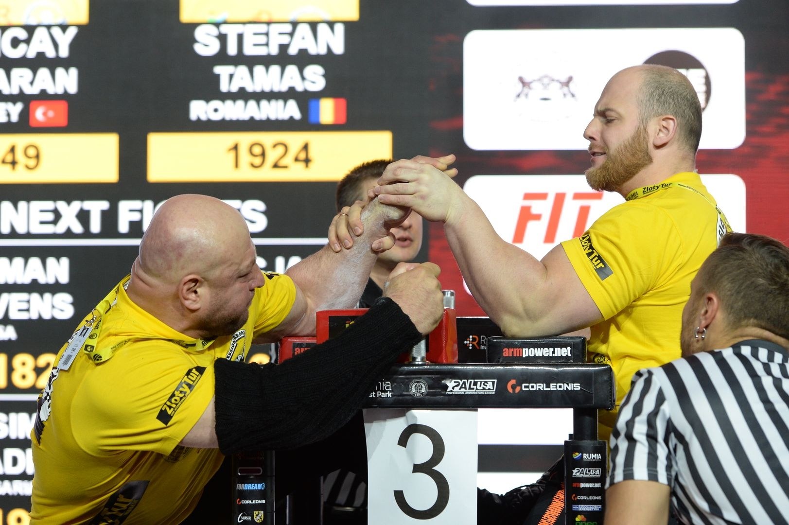 Zloty Tur 2018 Eliminations Left Hand