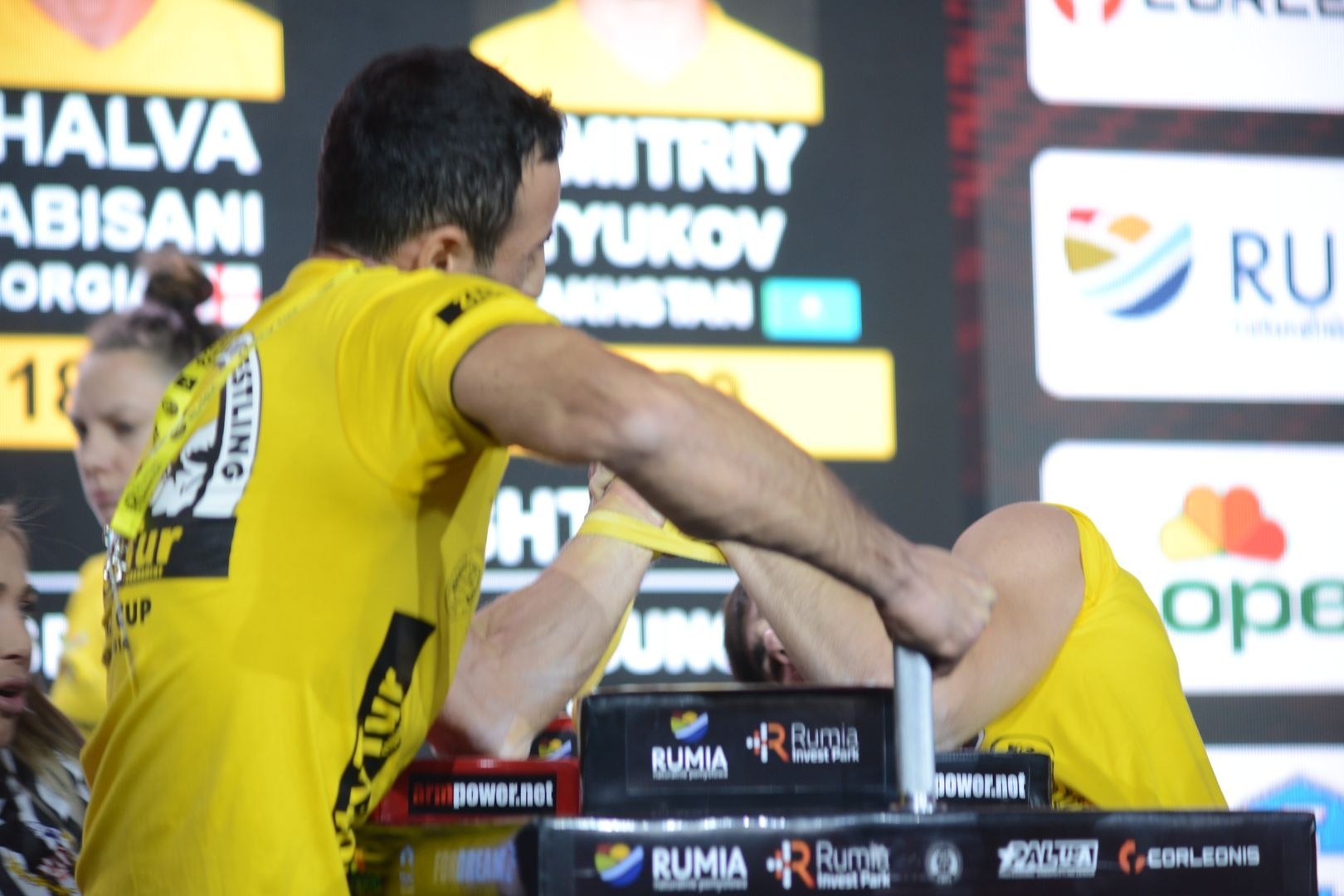 Zloty Tur 2018 Eliminations Left Hand