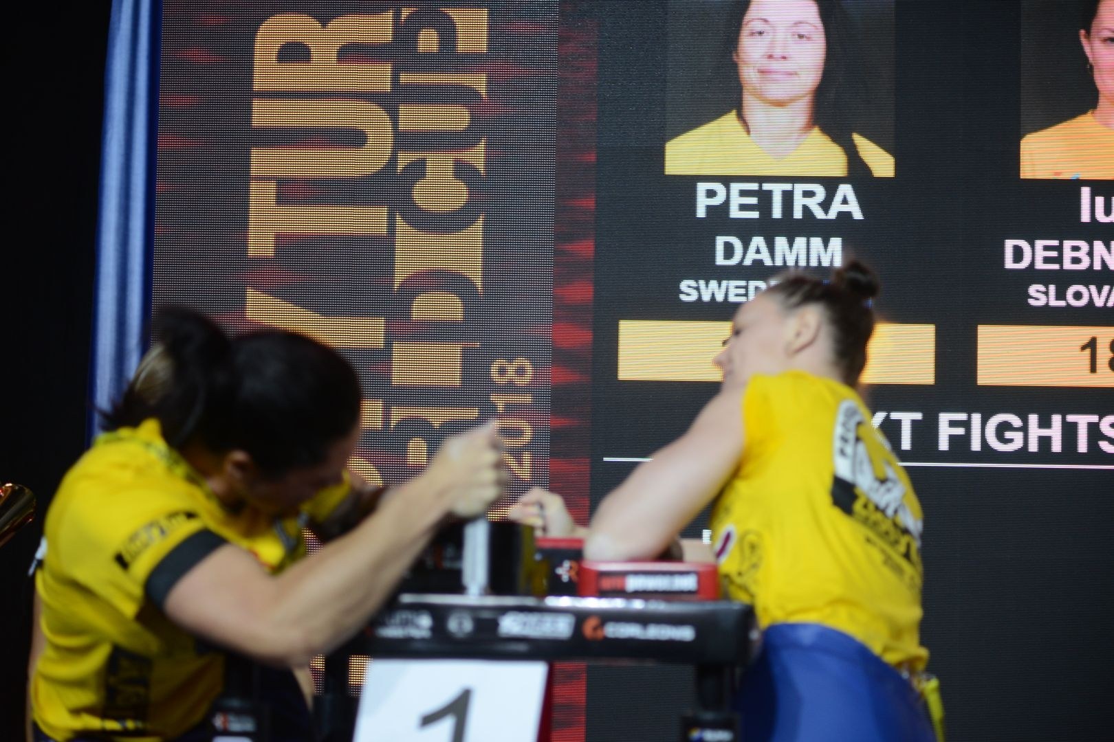 Zloty Tur 2018 Eliminations Left Hand