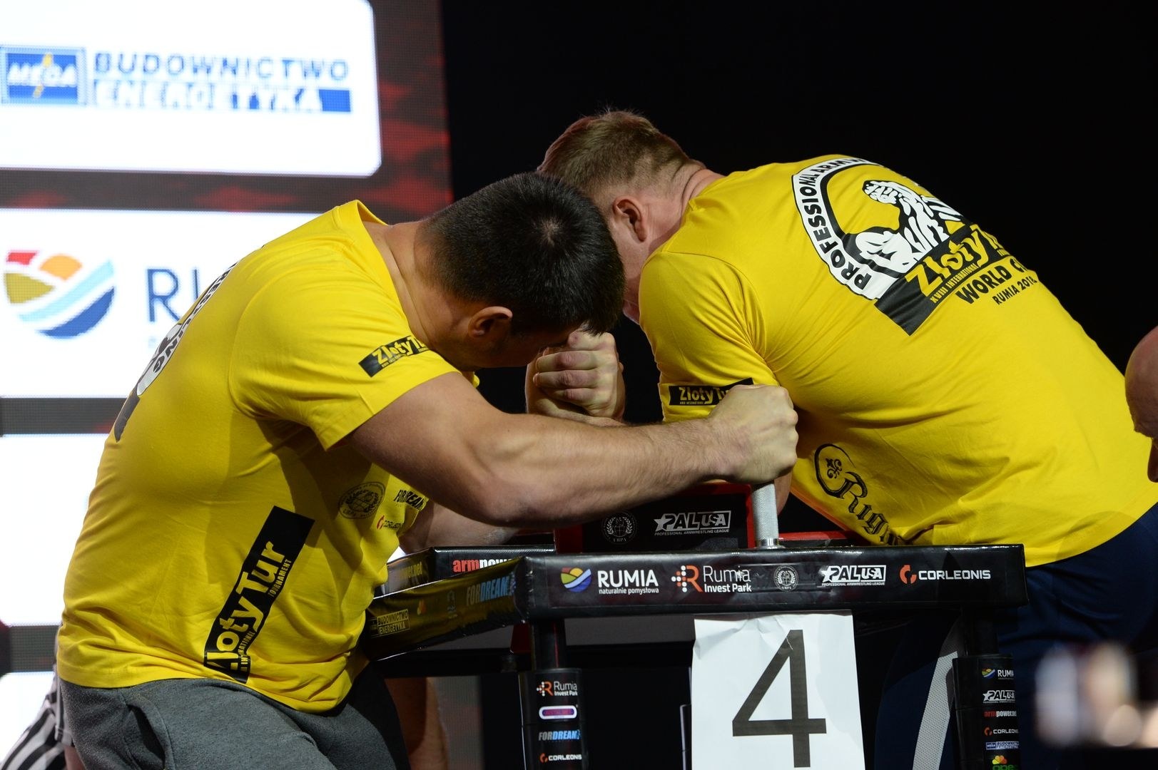 Zloty Tur 2018 Eliminations Left Hand