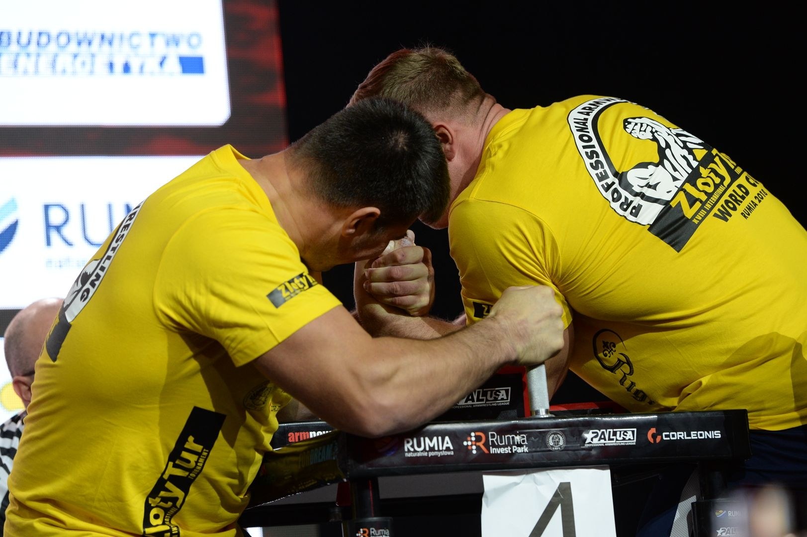 Zloty Tur 2018 Eliminations Left Hand