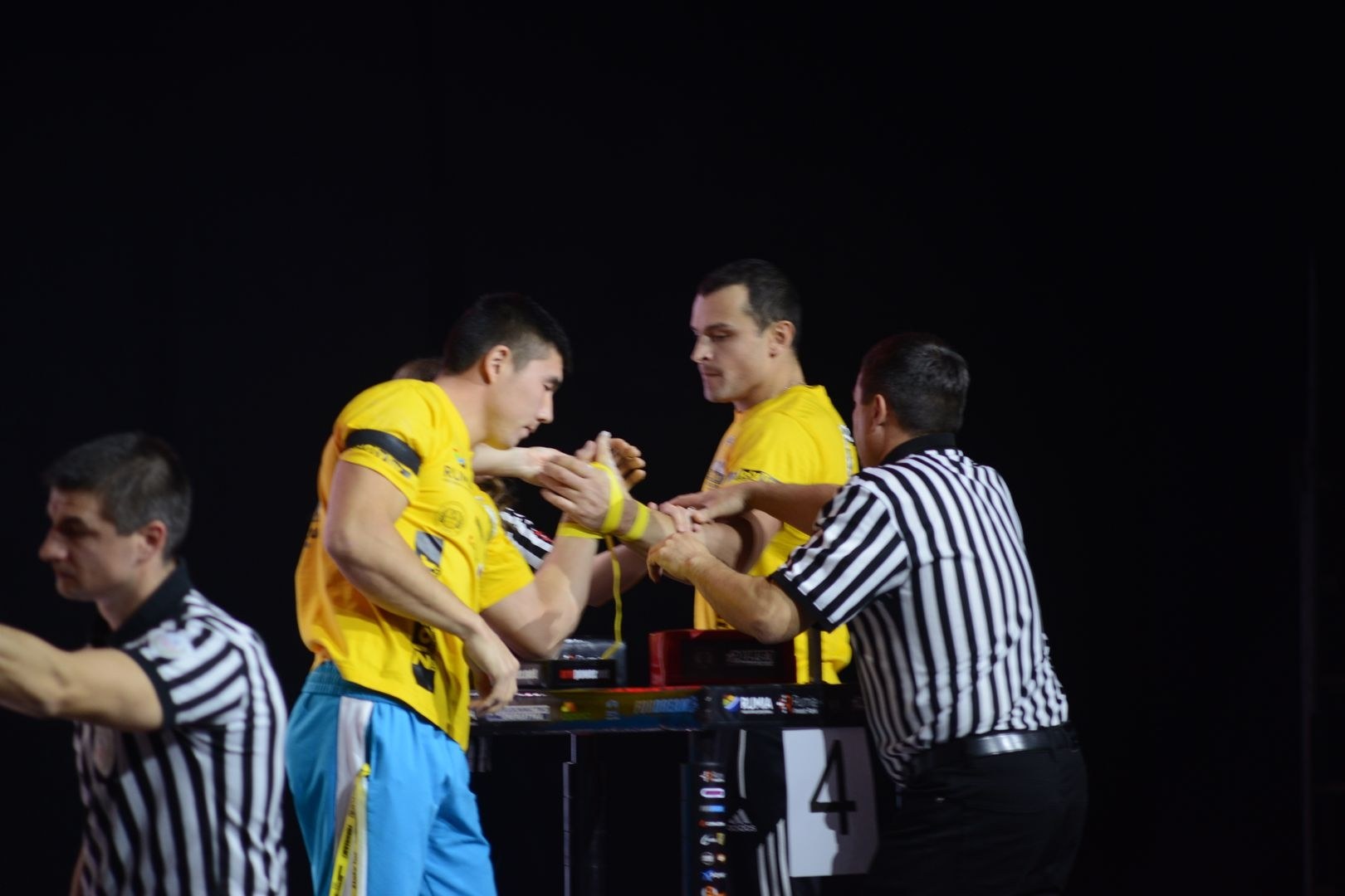 Zloty Tur 2018 Eliminations Left Hand