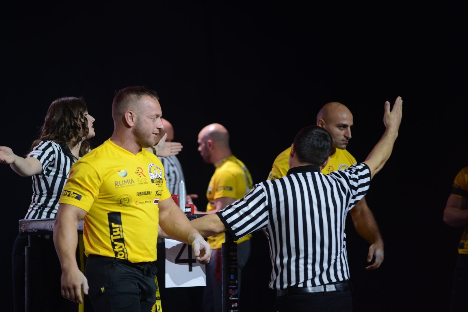 Zloty Tur 2018 Eliminations Left Hand