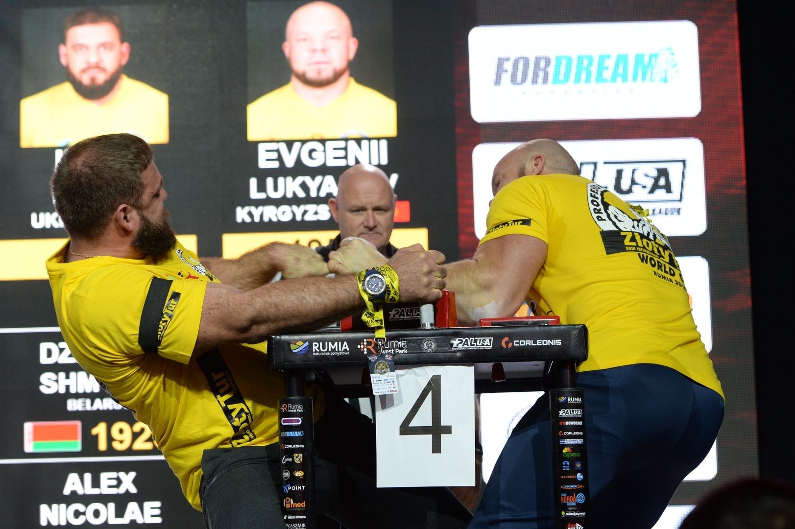 Zloty Tur 2018 Eliminations Left Hand