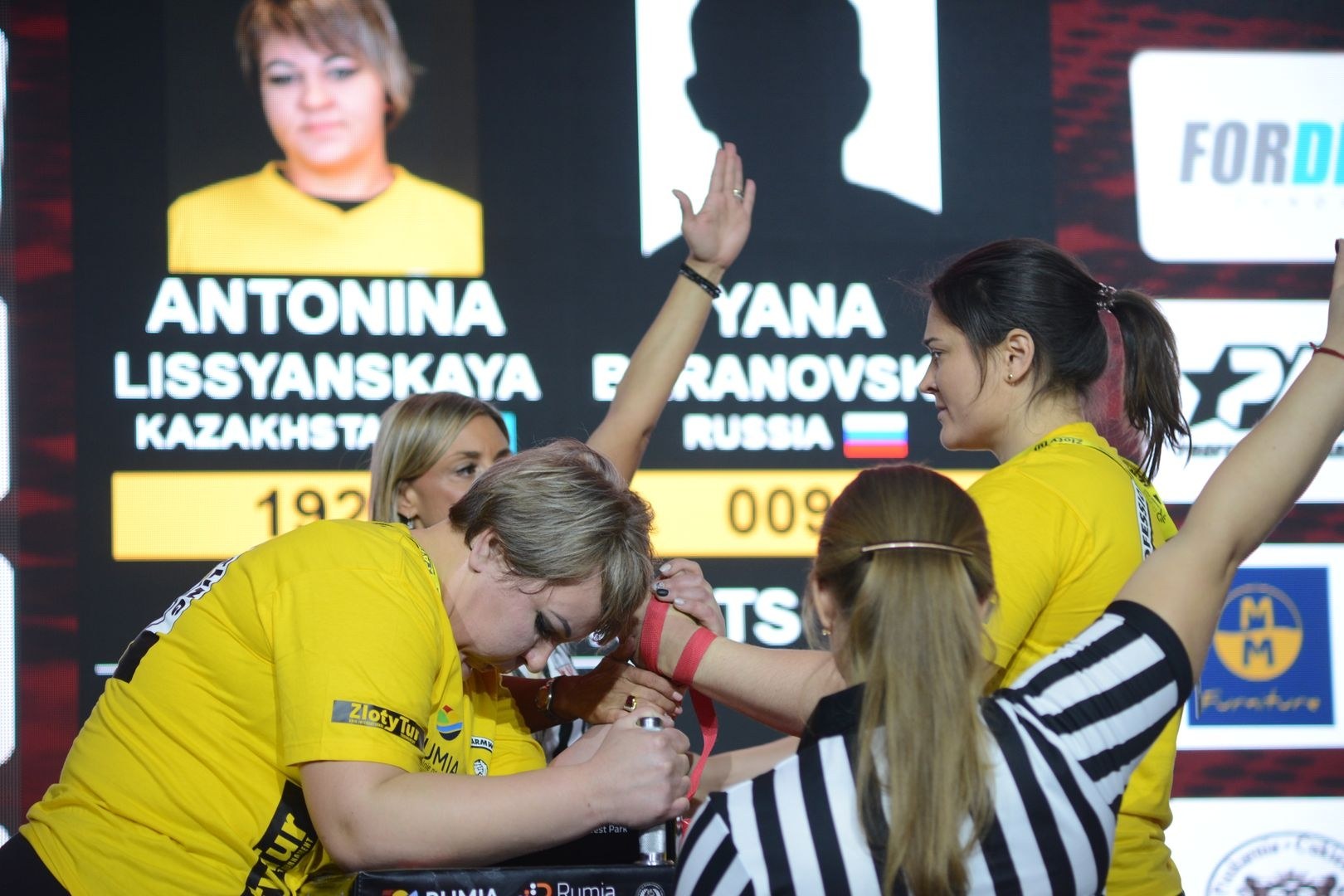 Zloty Tur 2018 Eliminations Left Hand