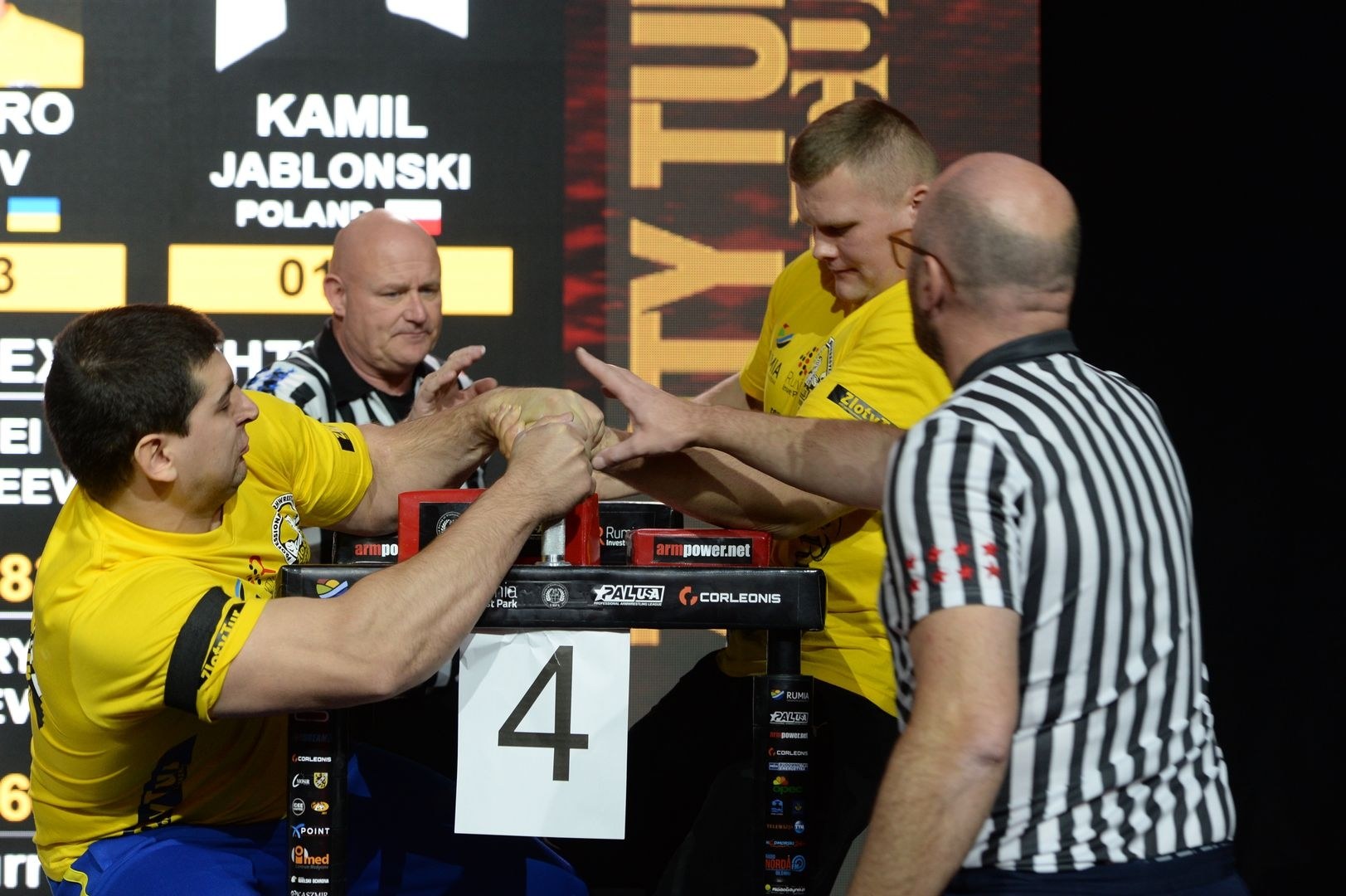 Zloty Tur 2018 Eliminations Left Hand